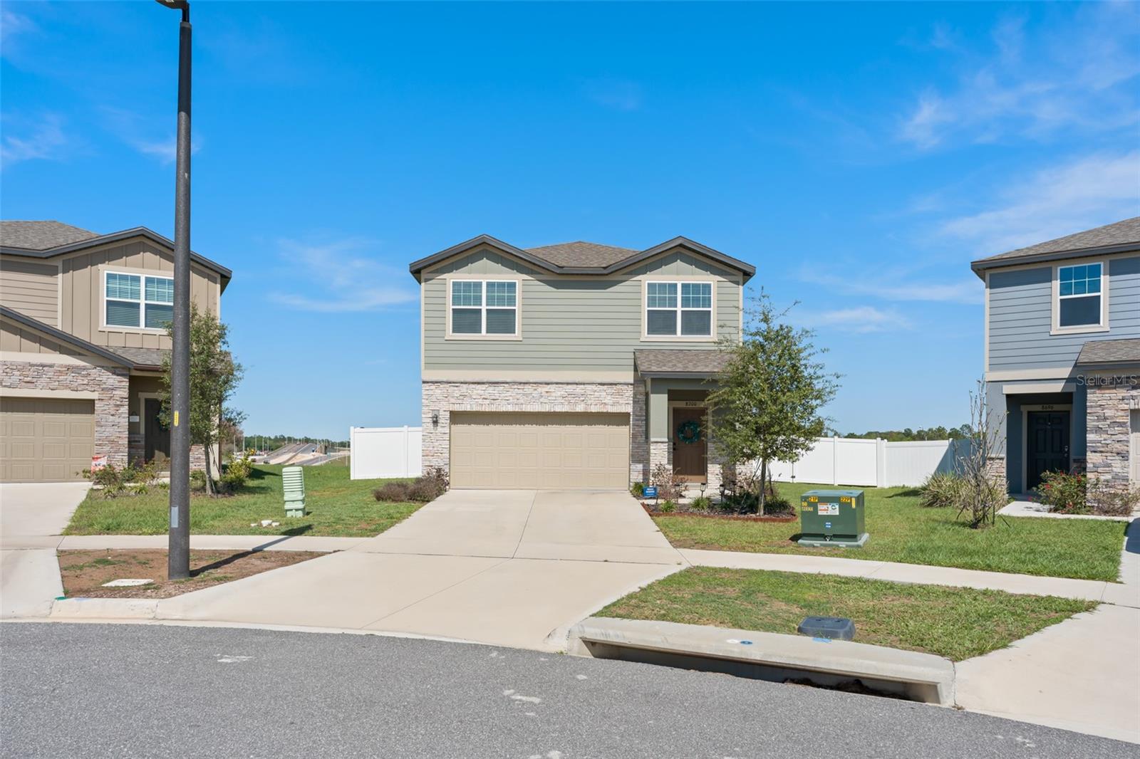 Image 2 of 41 For 8700 Sportsman Loop