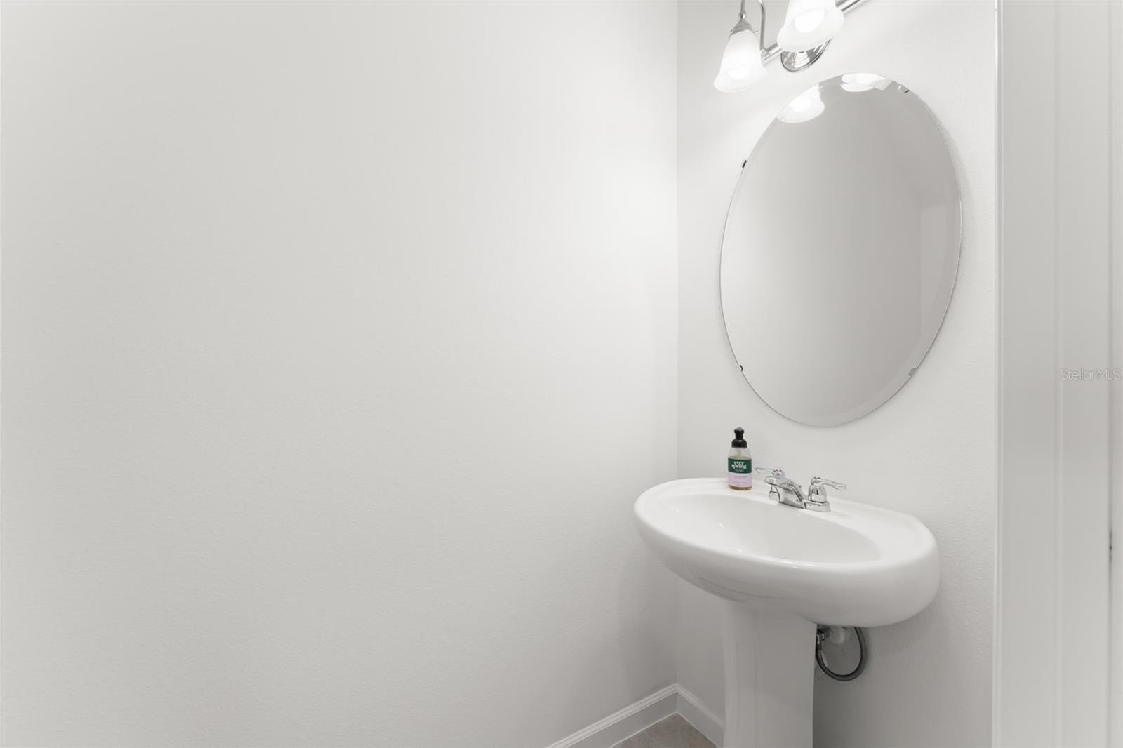 Image 33 of 41 For 8700 Sportsman Loop