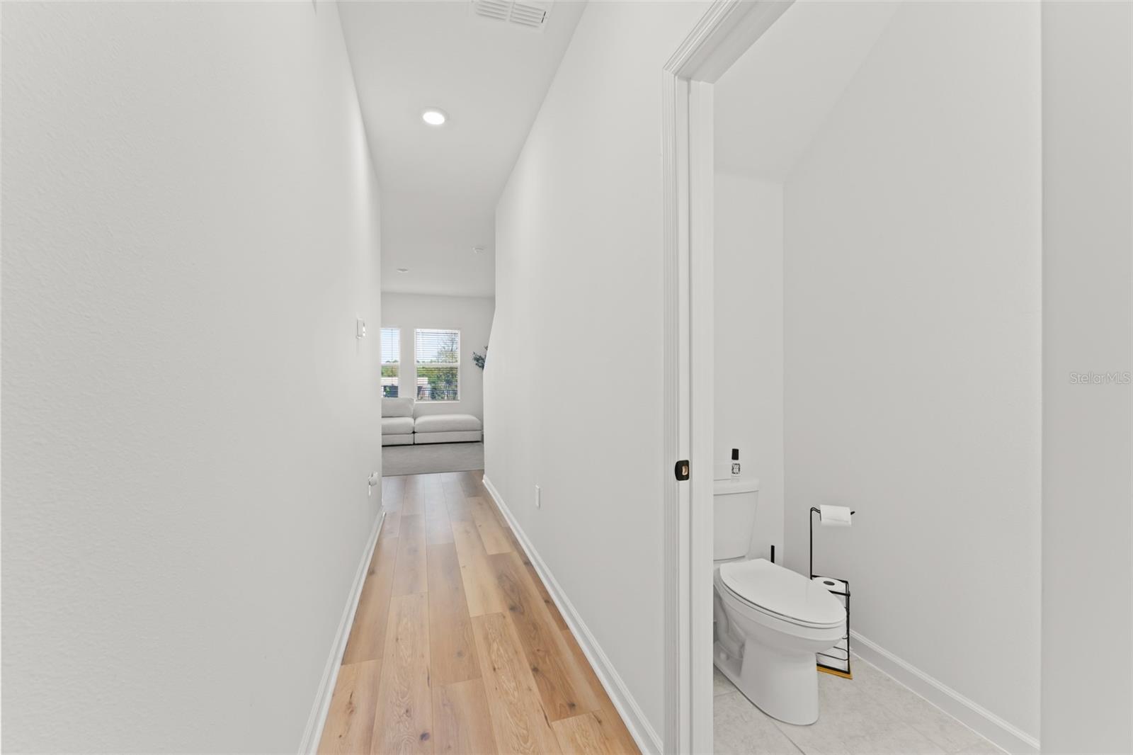 Image 5 of 41 For 8700 Sportsman Loop