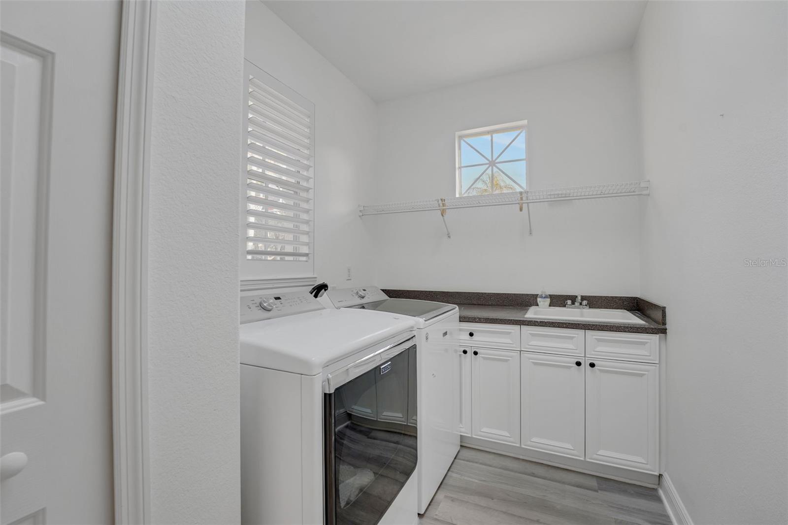 Image 41 of 44 For 3352 Park Grove Court