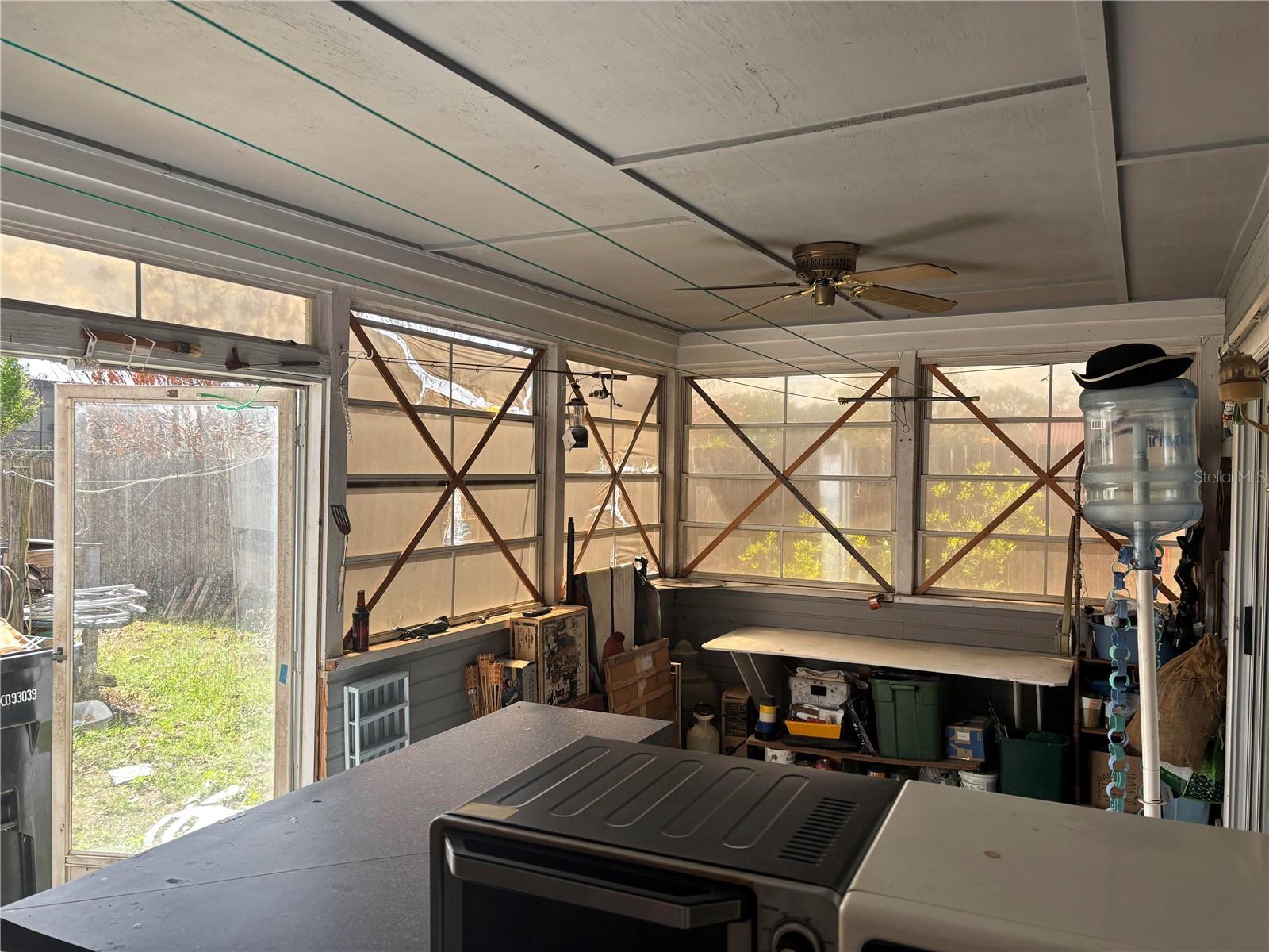 Image 11 of 23 For 9826 Surrey Ridge Road