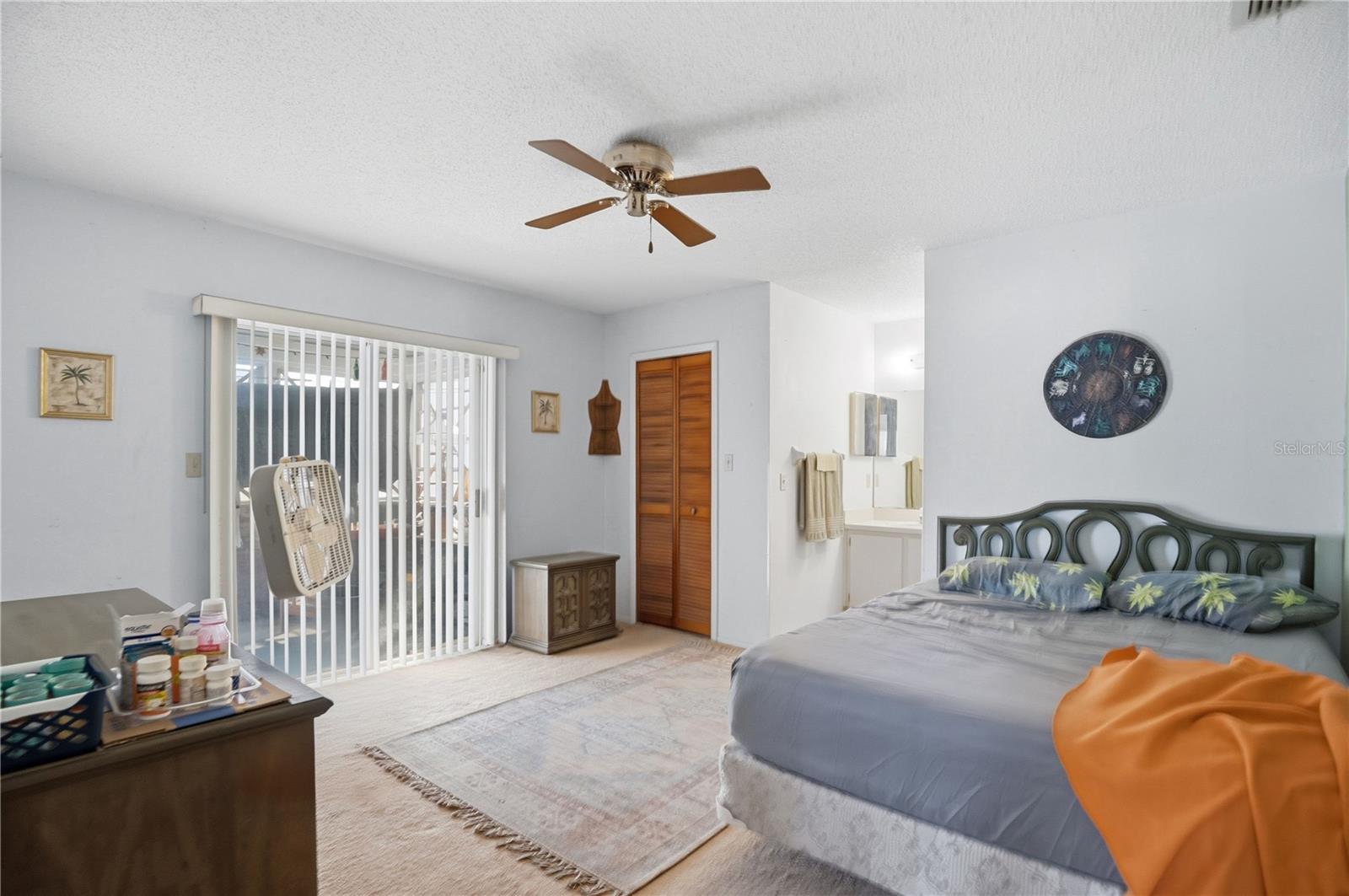 Image 7 of 23 For 9826 Surrey Ridge Road