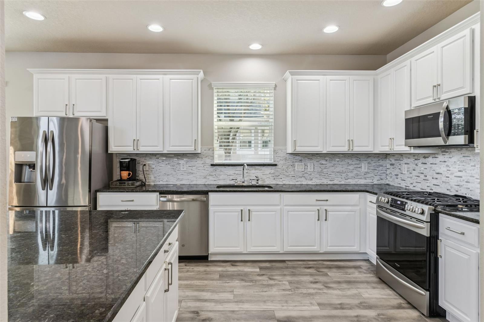 Image 20 of 77 For 15940 Ternglade Drive