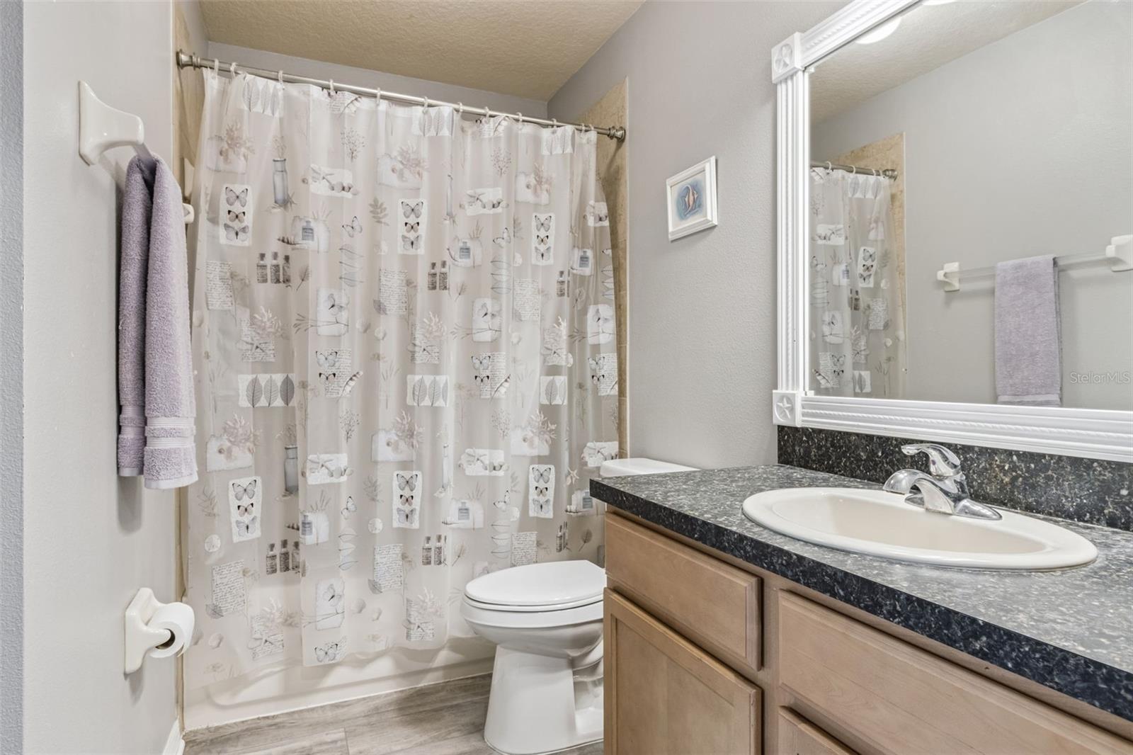 Image 43 of 77 For 15940 Ternglade Drive