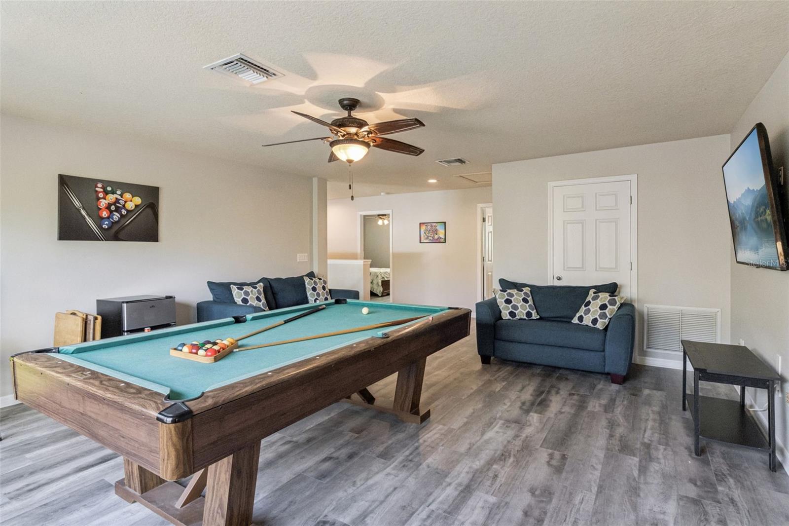 Image 44 of 77 For 15940 Ternglade Drive