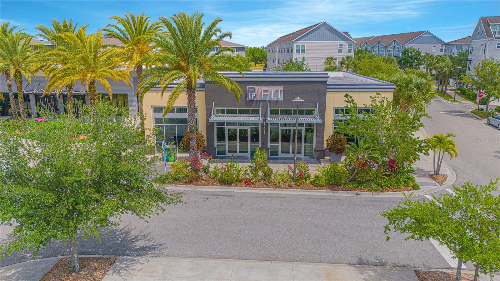 Image 25 of 30 For 8115 Upper Perse Circle