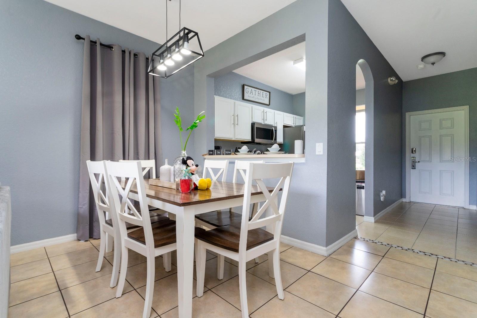 Image 13 of 89 For 206 Bergamo Drive