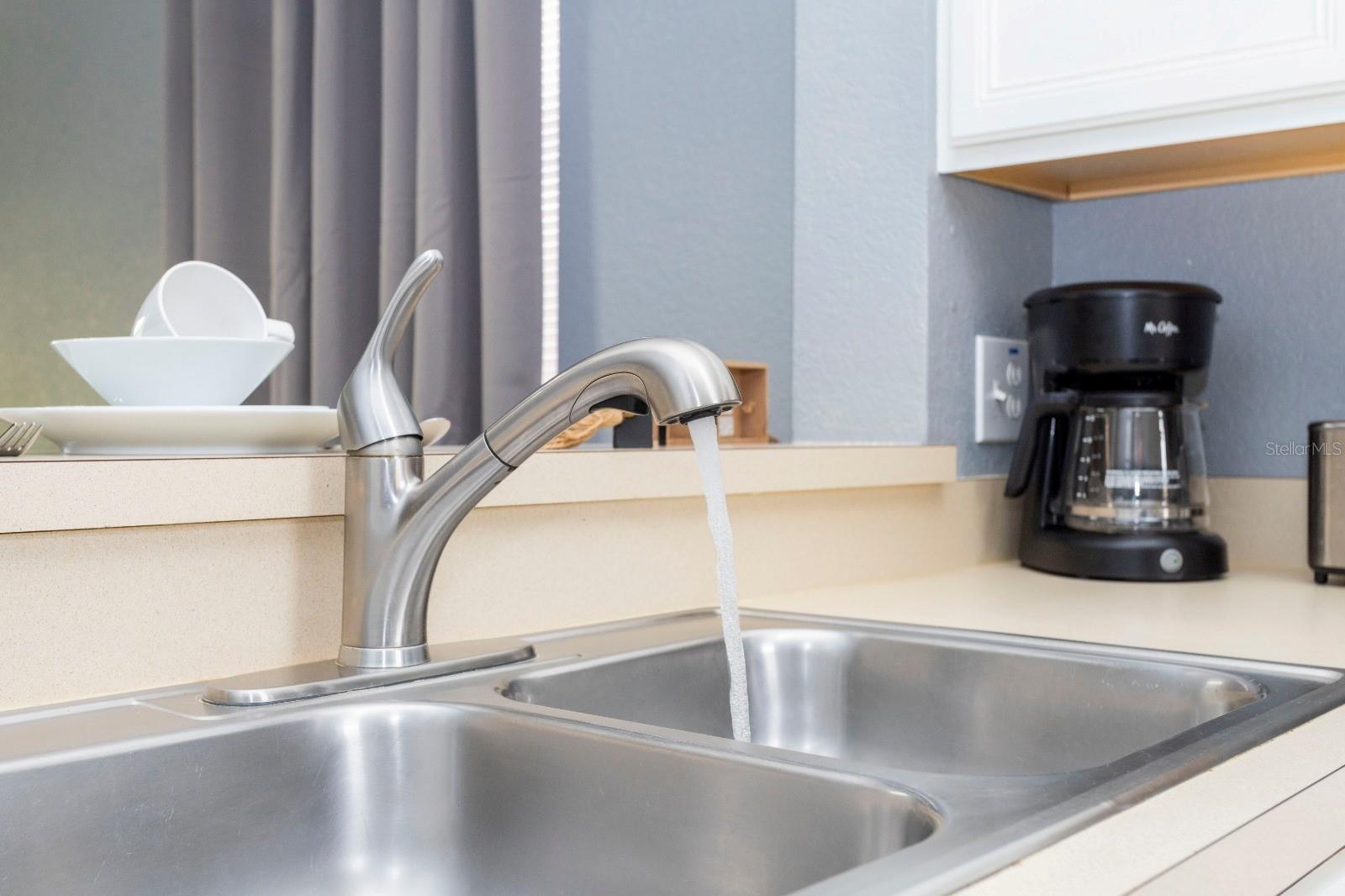 Image 18 of 89 For 206 Bergamo Drive