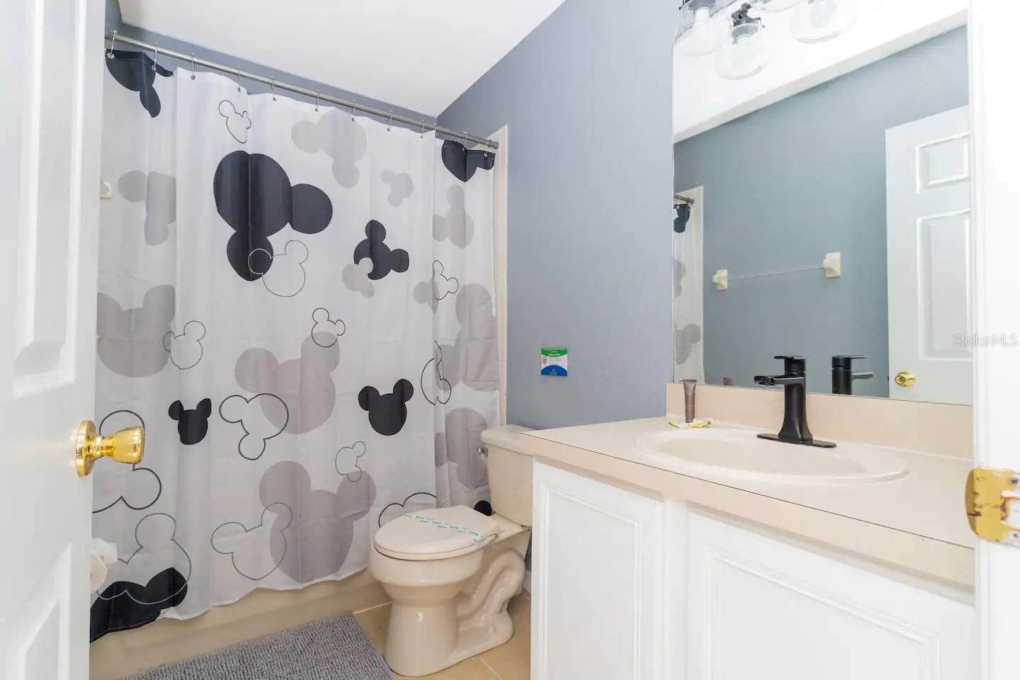 Image 55 of 89 For 206 Bergamo Drive