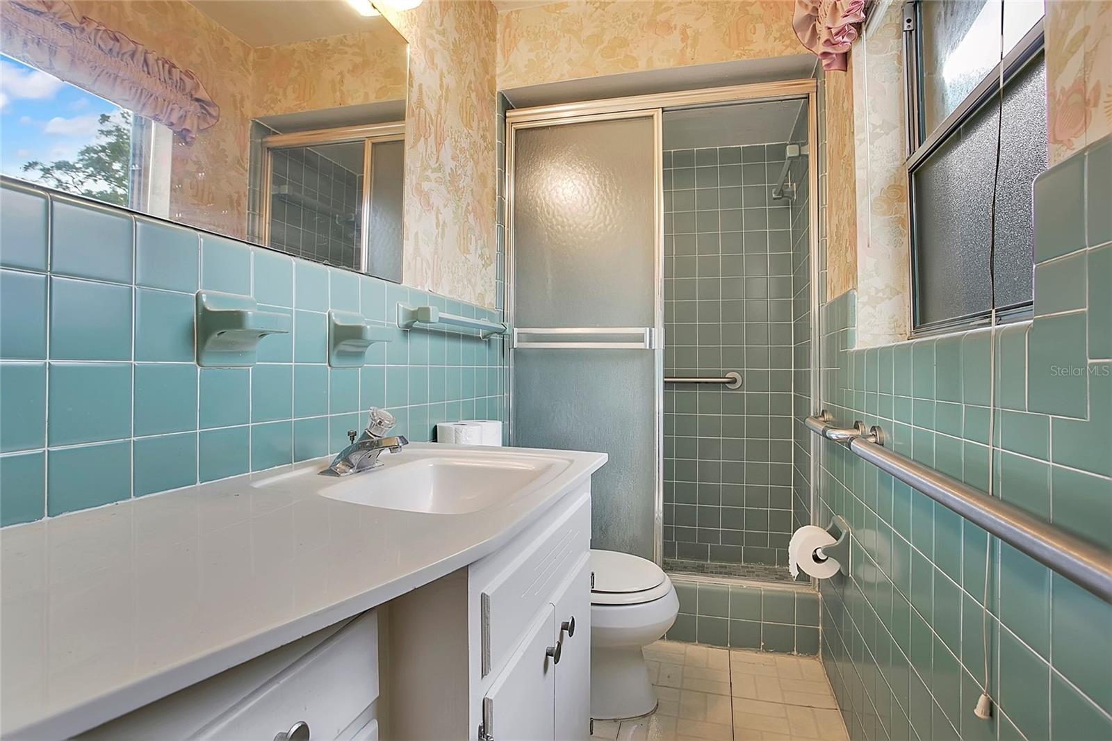 Image 18 of 38 For 633 Lander Road