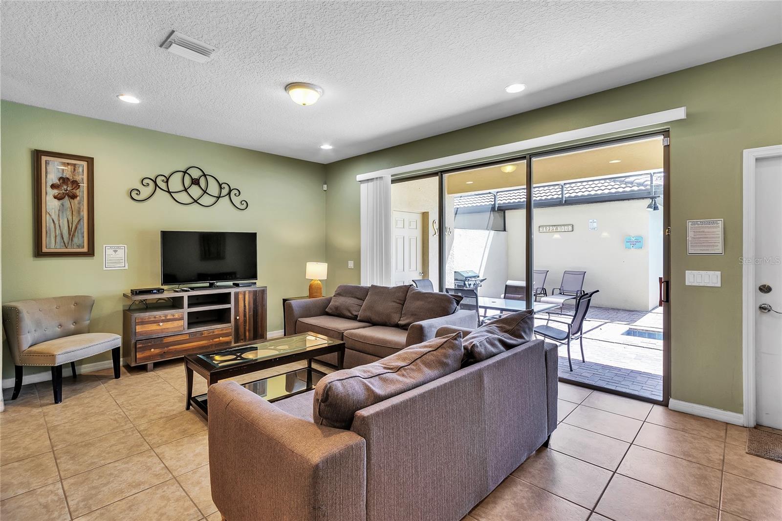 Image 11 of 36 For 9051 Rhodes Street