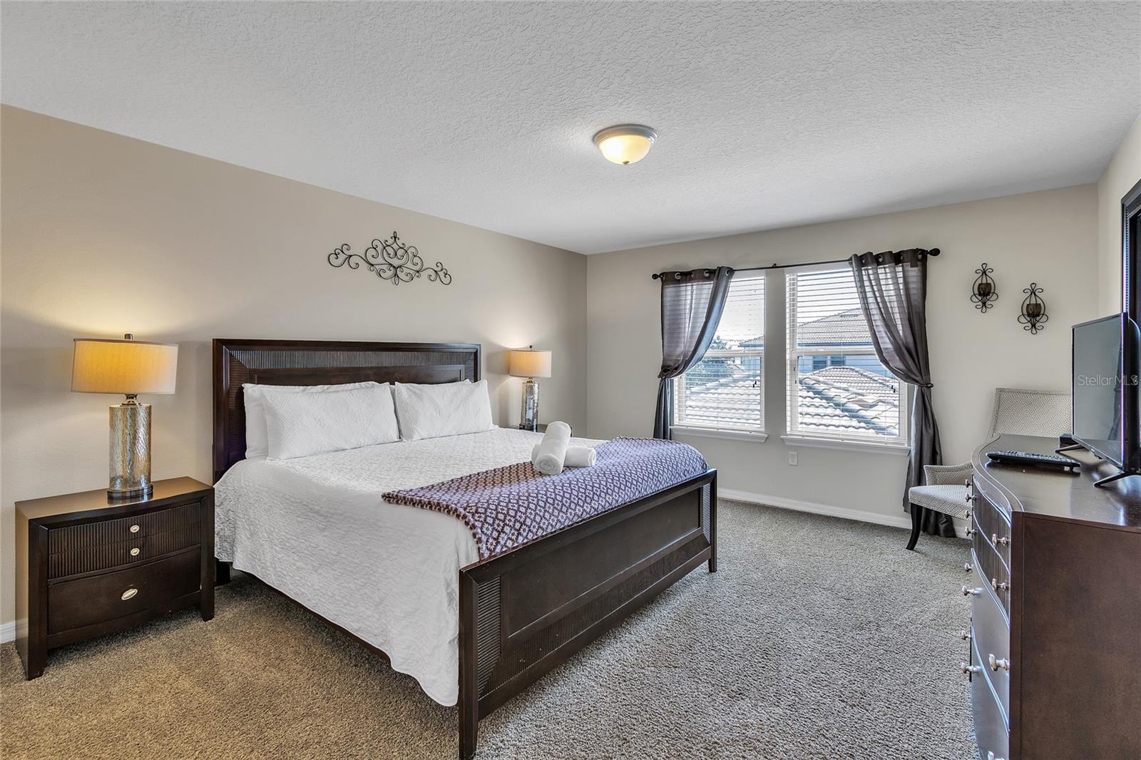 Image 20 of 36 For 9051 Rhodes Street