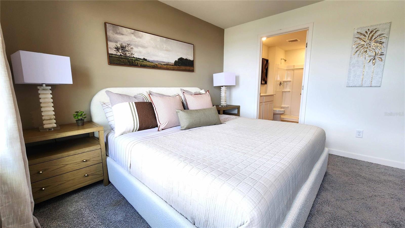 Image 15 of 17 For 555 Remick Street