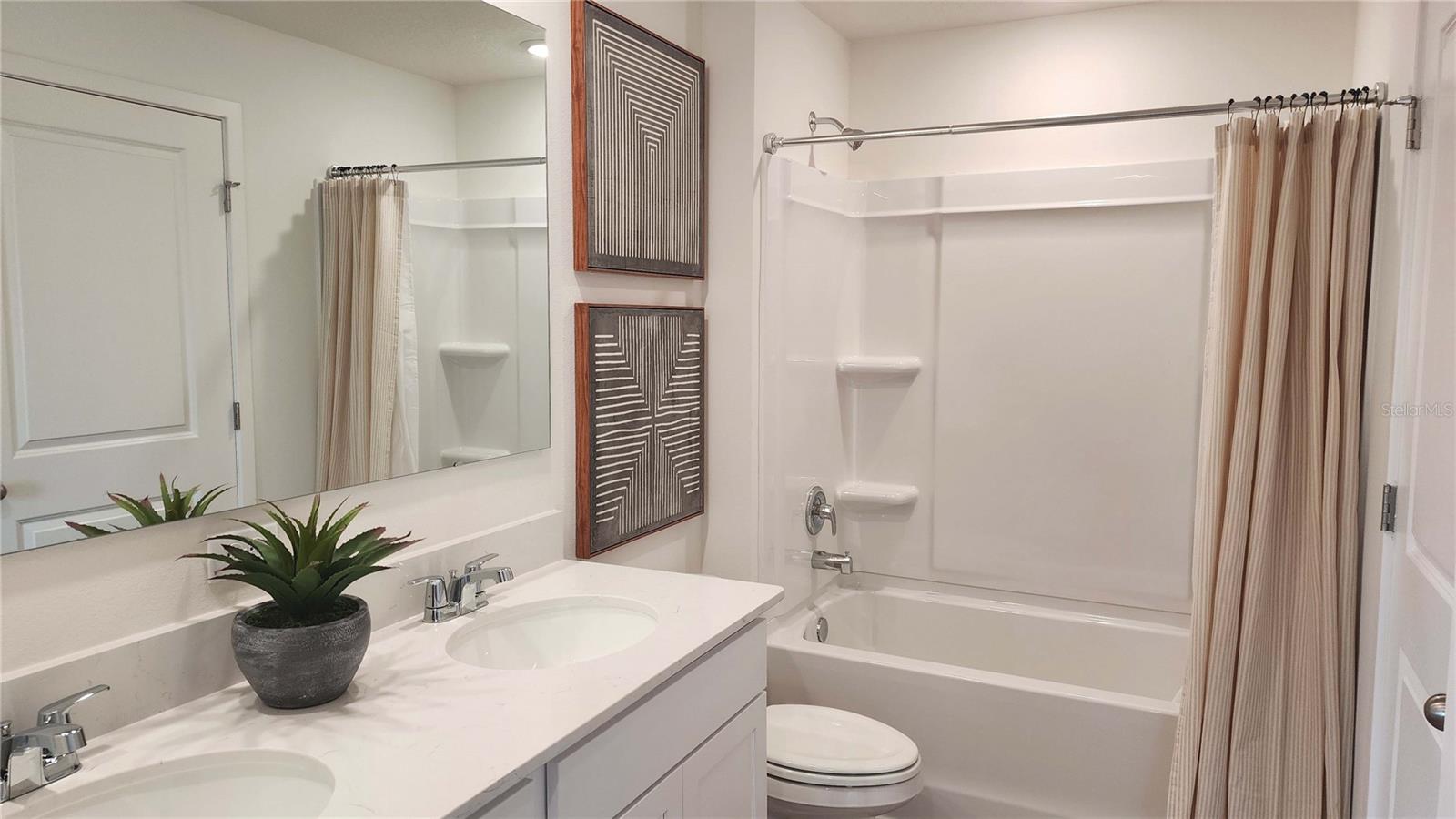 Image 4 of 17 For 555 Remick Street