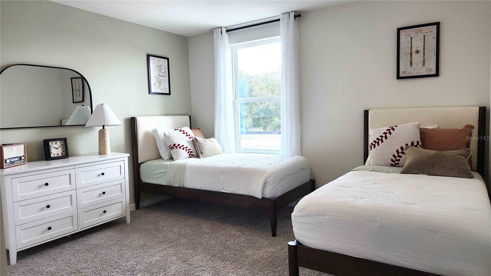 Image 6 of 17 For 555 Remick Street