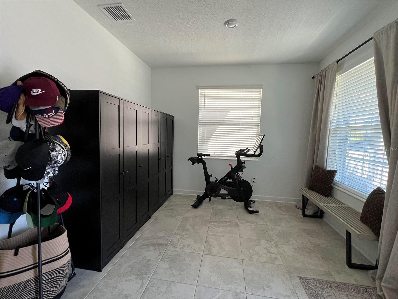 Image 21 of 31 For 11480 Rhyme Avenue