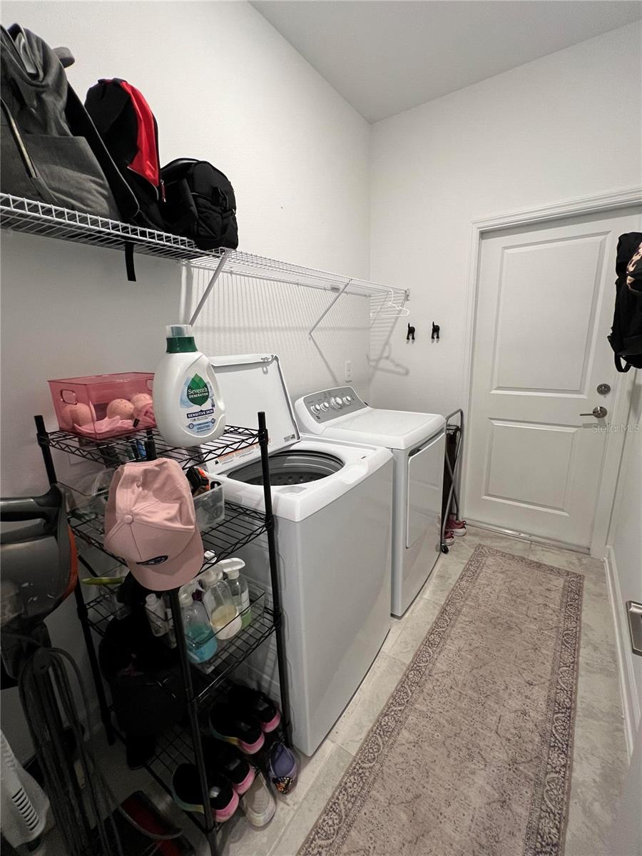 Image 22 of 31 For 11480 Rhyme Avenue