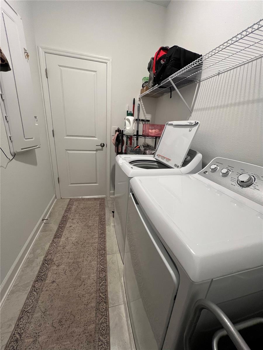 Image 23 of 31 For 11480 Rhyme Avenue