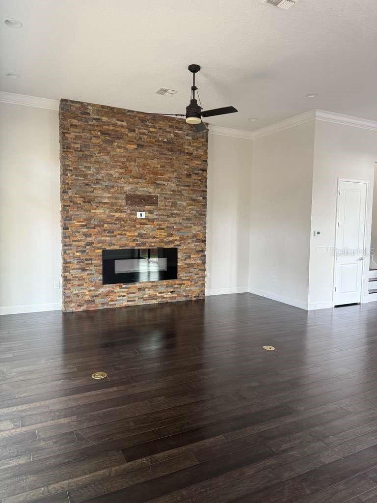 Image 2 of 9 For 8370 Via Vittoria Way