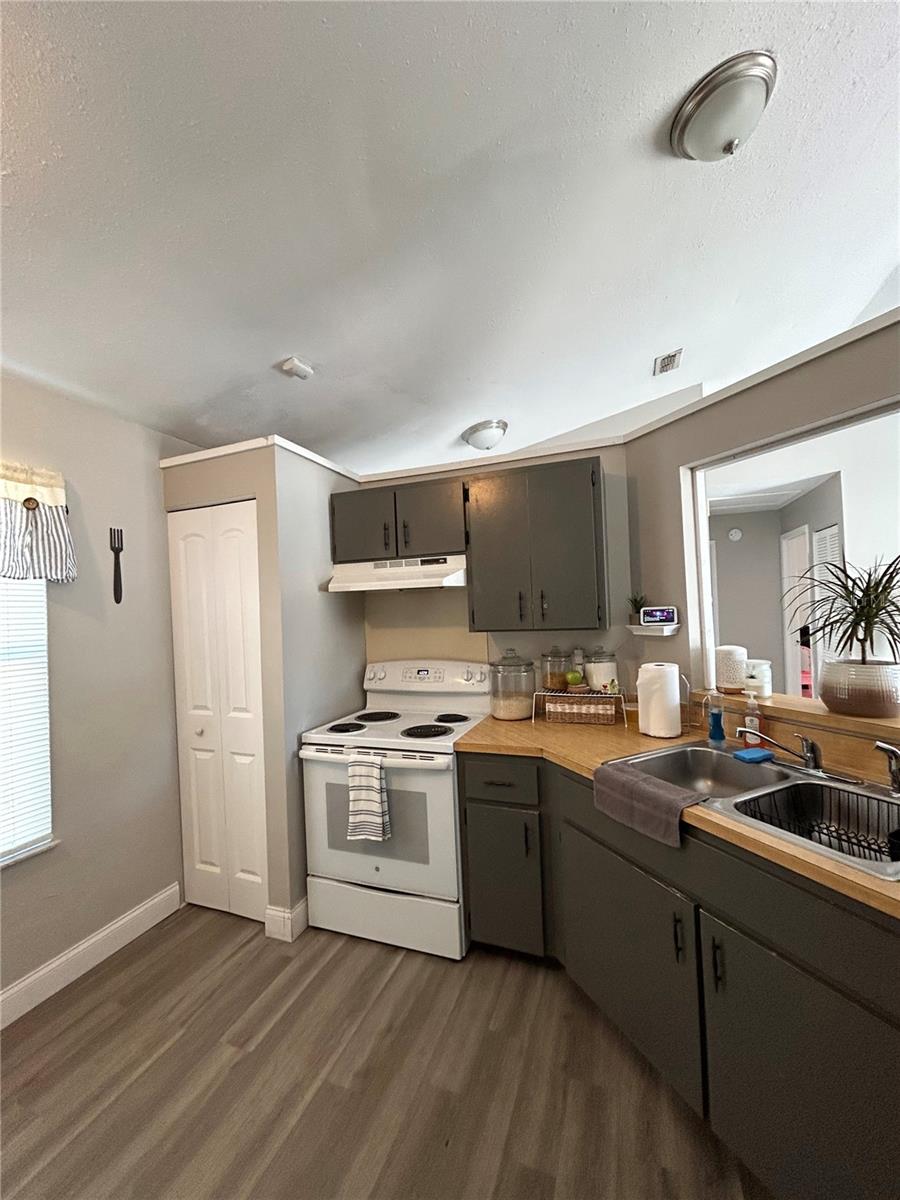 Image 6 of 24 For 1395 Cox Avenue Nw