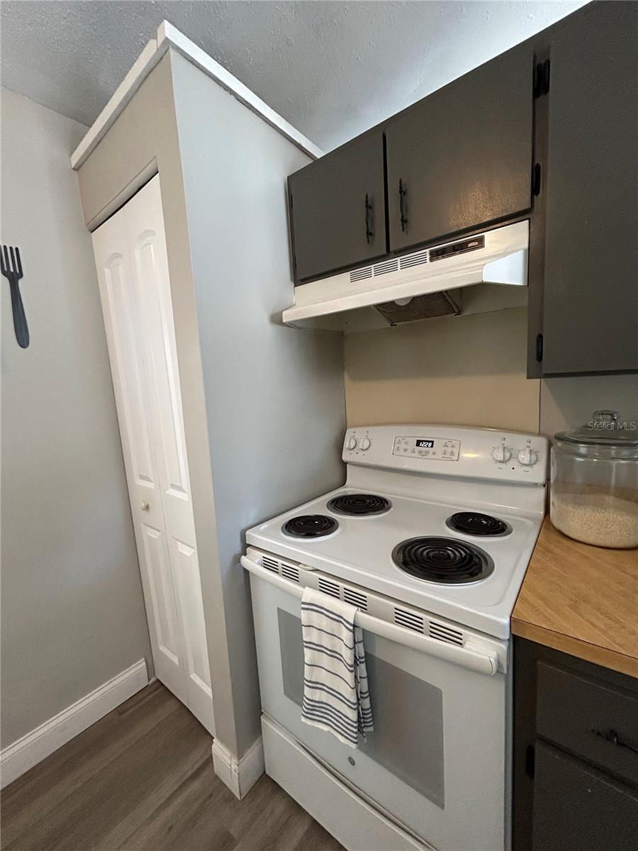 Image 8 of 24 For 1395 Cox Avenue Nw