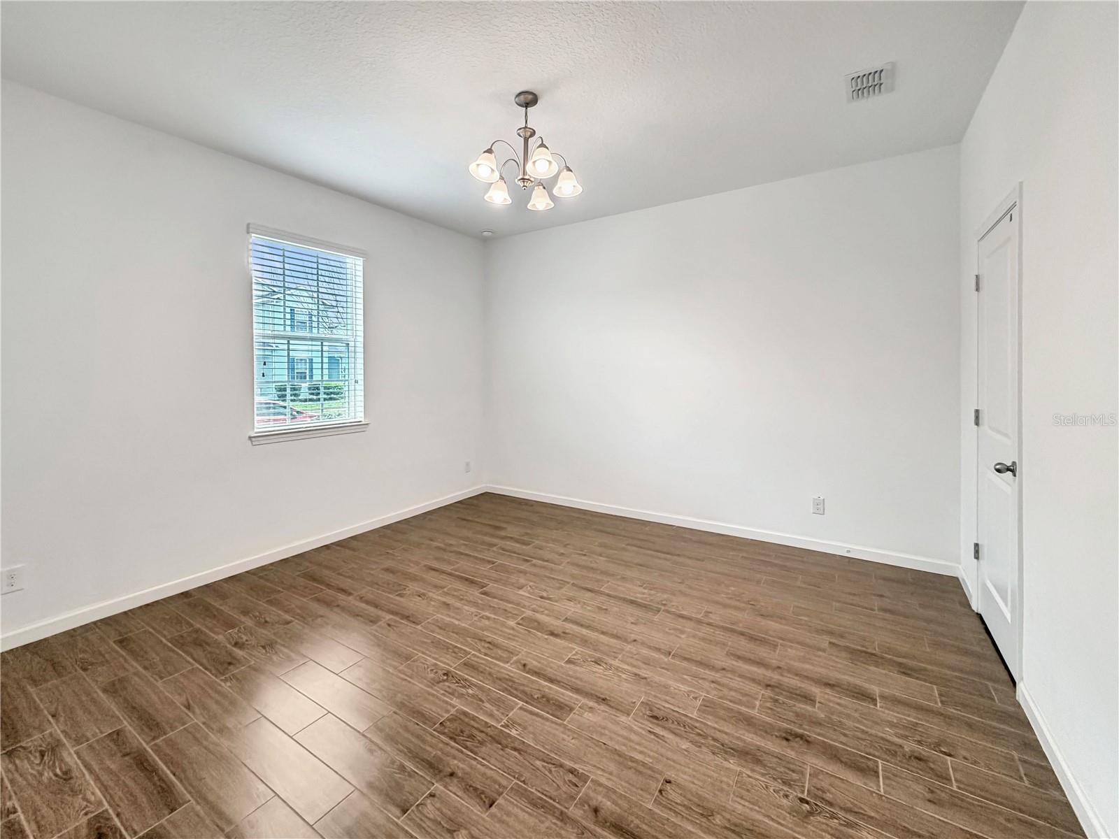 Image 11 of 27 For 7711 Tangerine Knoll Loop