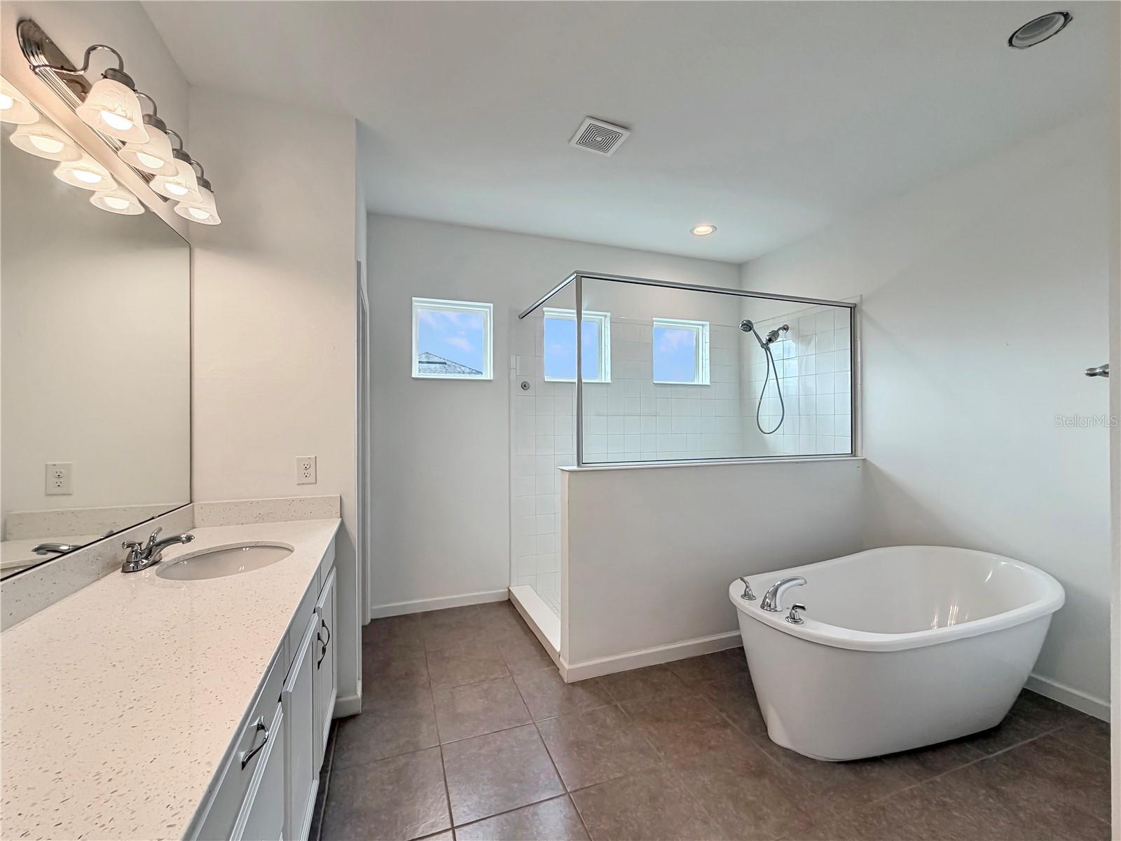 Image 17 of 27 For 7711 Tangerine Knoll Loop