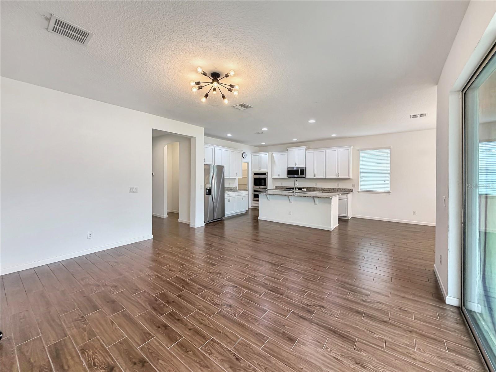 Image 4 of 27 For 7711 Tangerine Knoll Loop