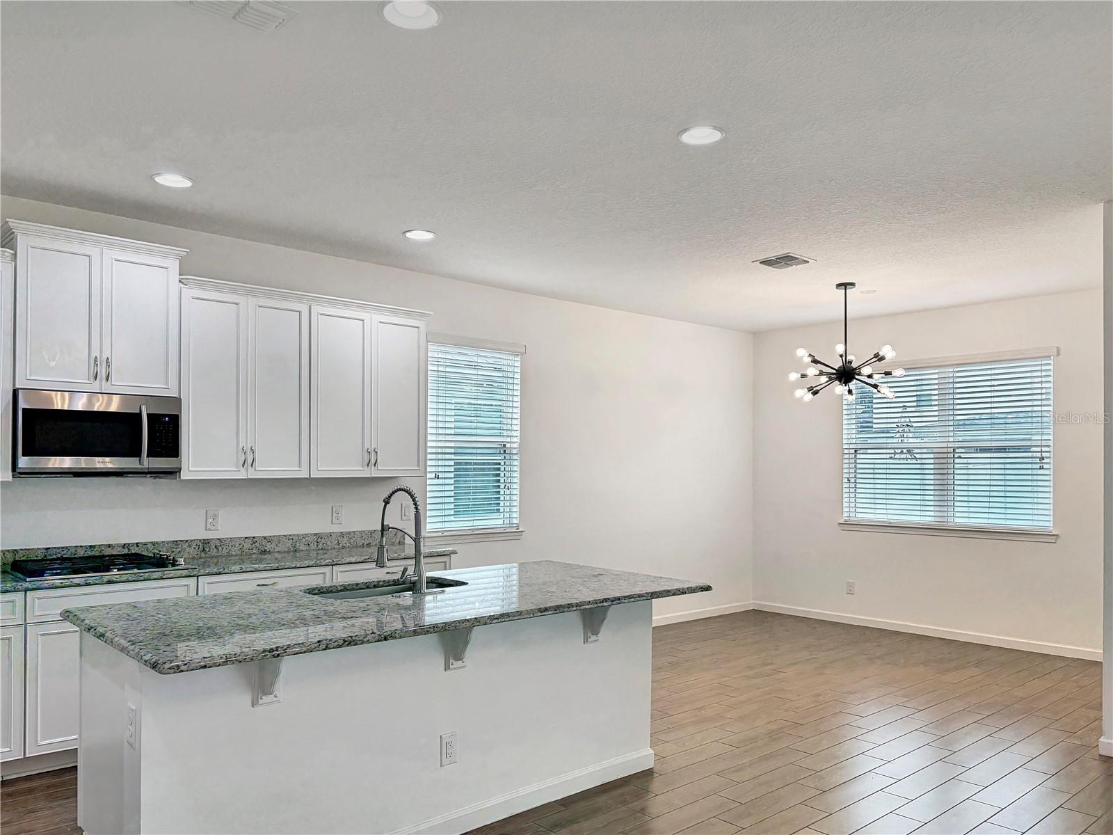 Image 7 of 27 For 7711 Tangerine Knoll Loop