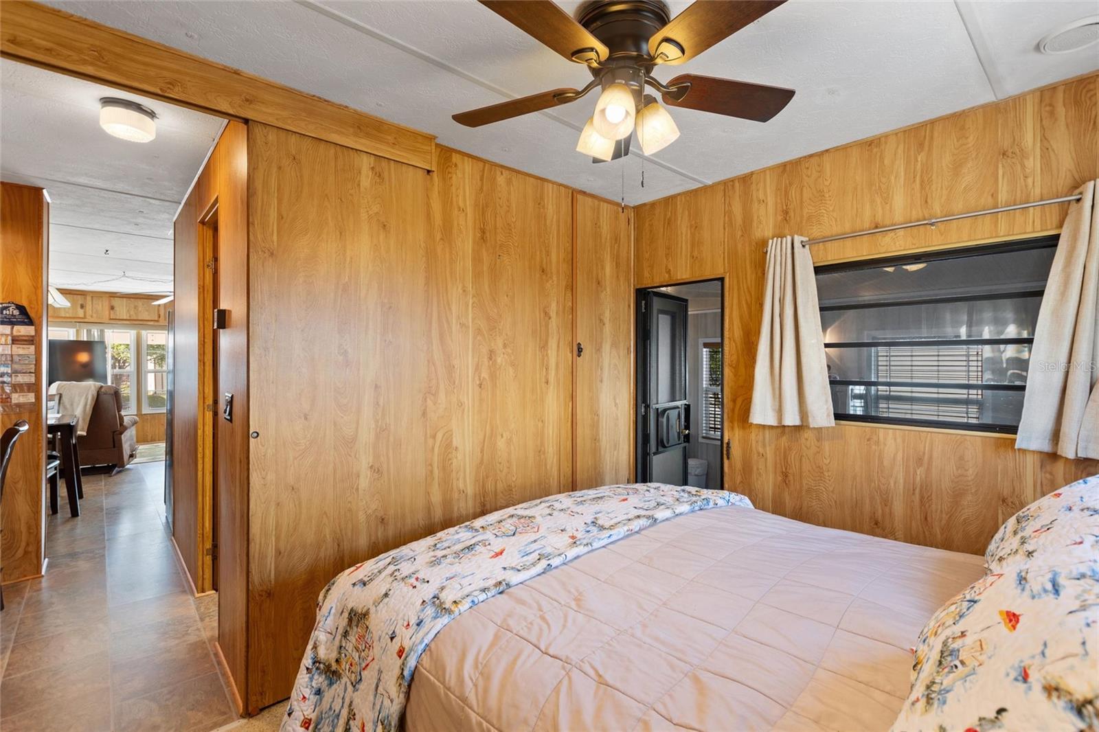 Image 21 of 42 For 135 Citrus Ridge Drive