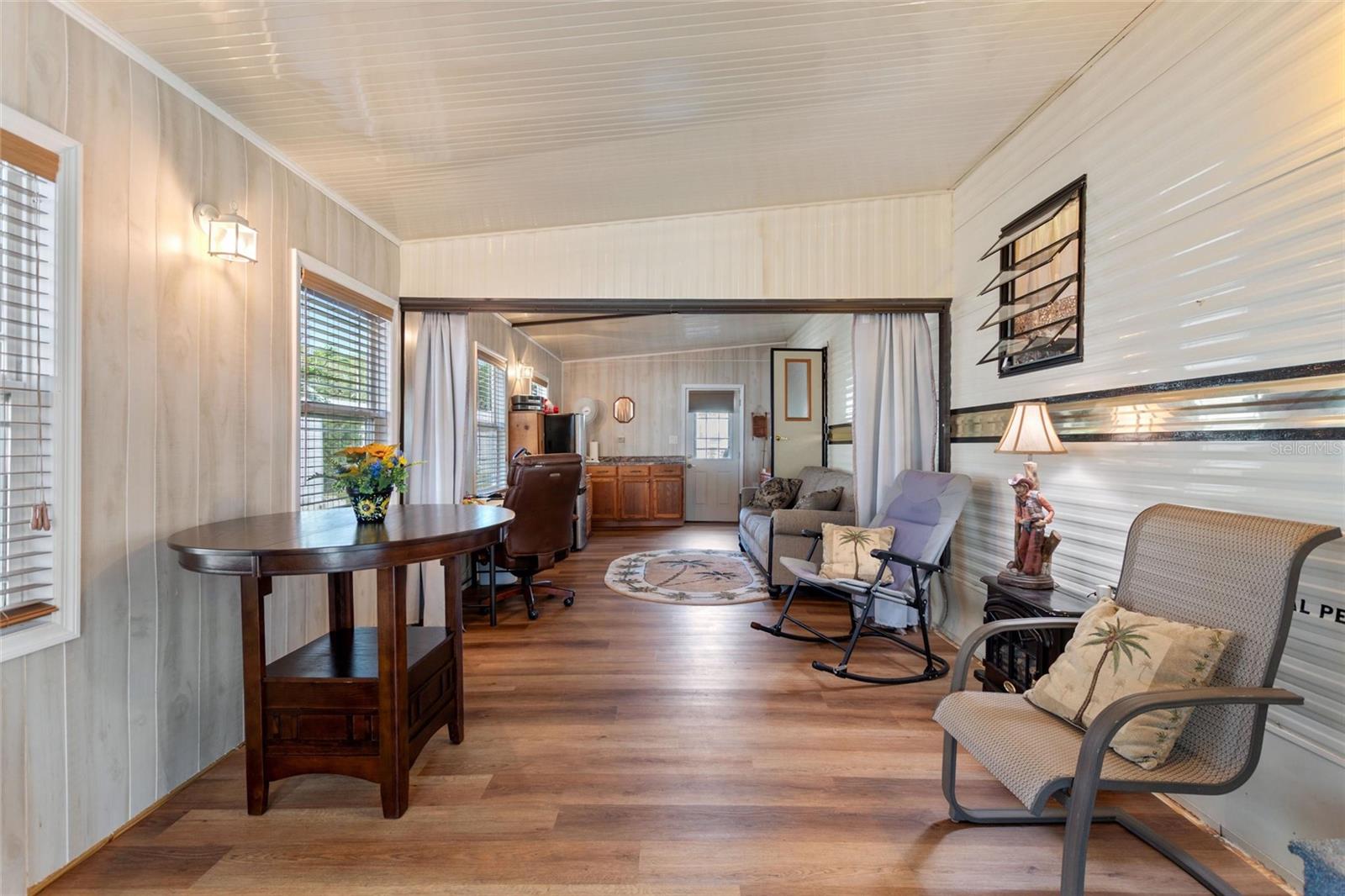 Image 7 of 42 For 135 Citrus Ridge Drive