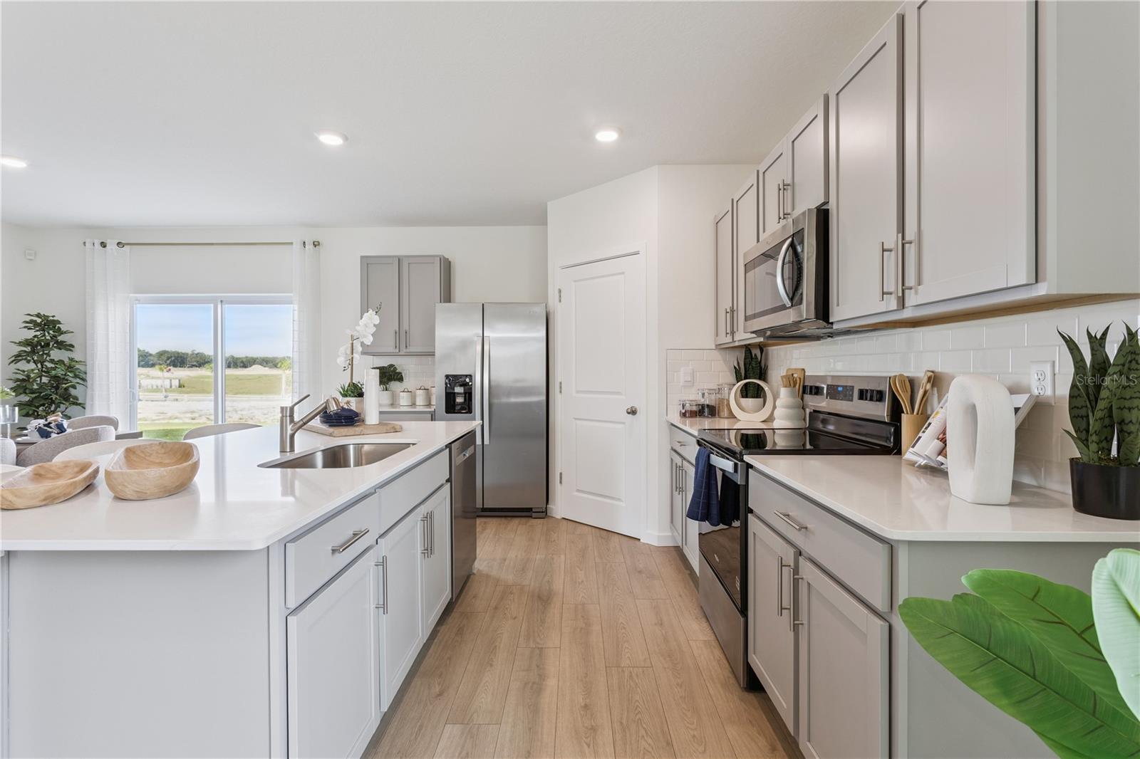 Image 12 of 36 For 5199 Nickerbean Street