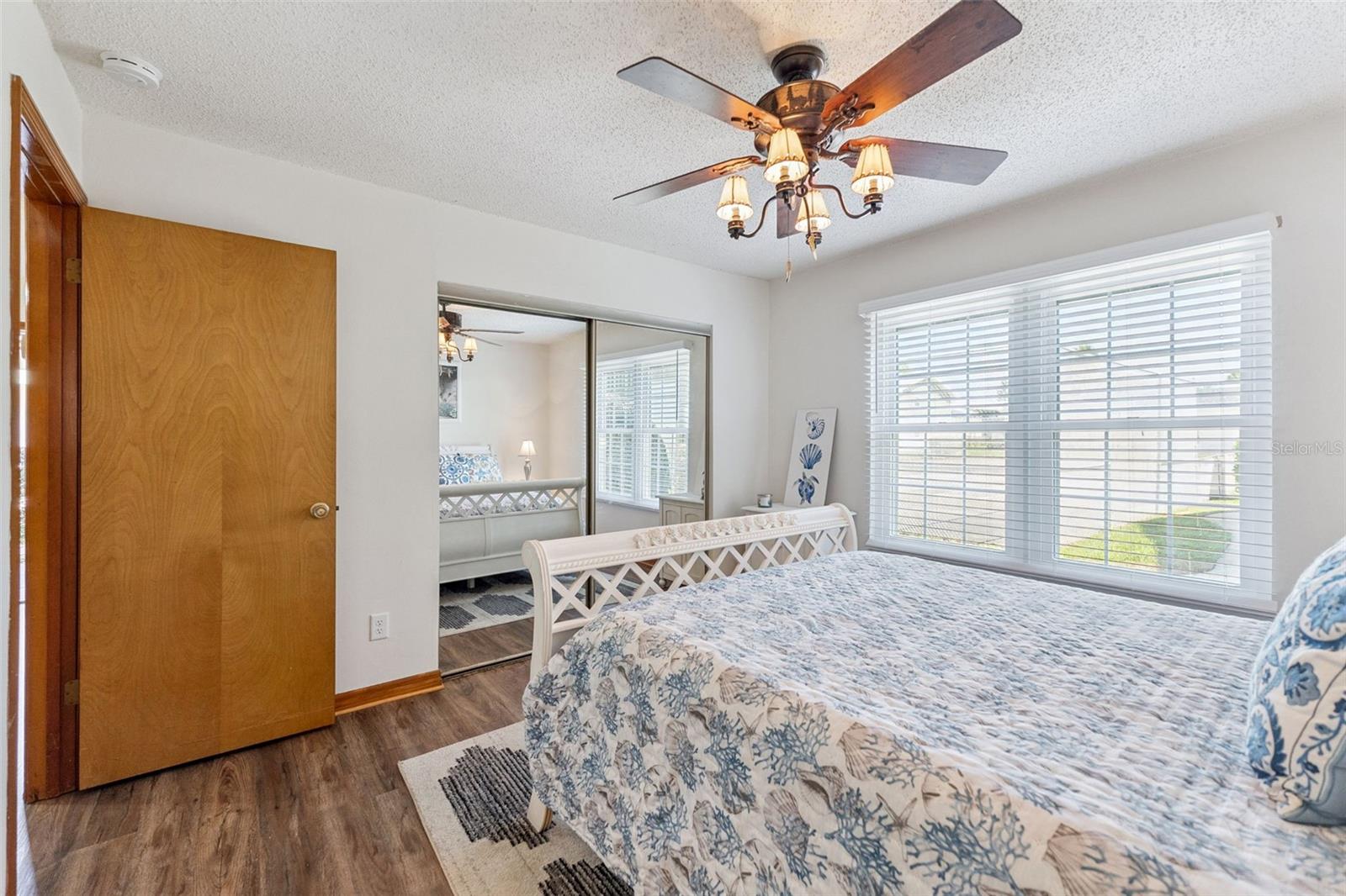 Image 13 of 22 For 840 Center Avenue 67