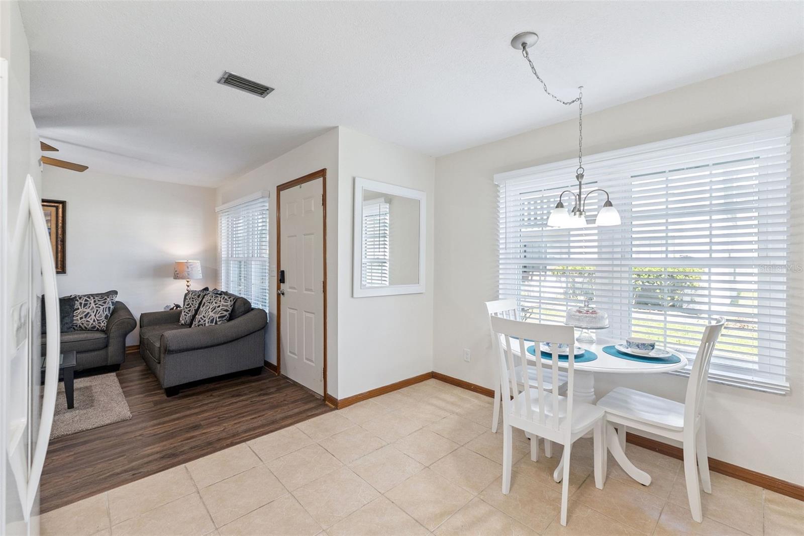 Image 7 of 22 For 840 Center Avenue 67