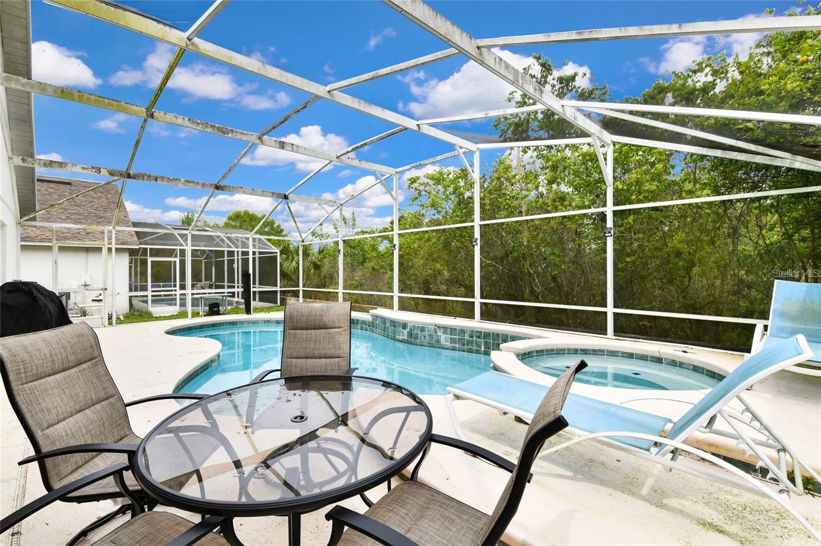 Image 16 of 17 For 436 Lake Shore Parkway