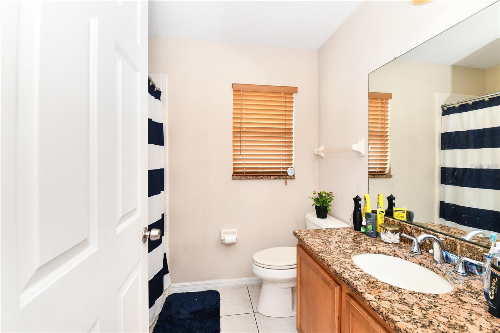 Image 6 of 17 For 436 Lake Shore Parkway