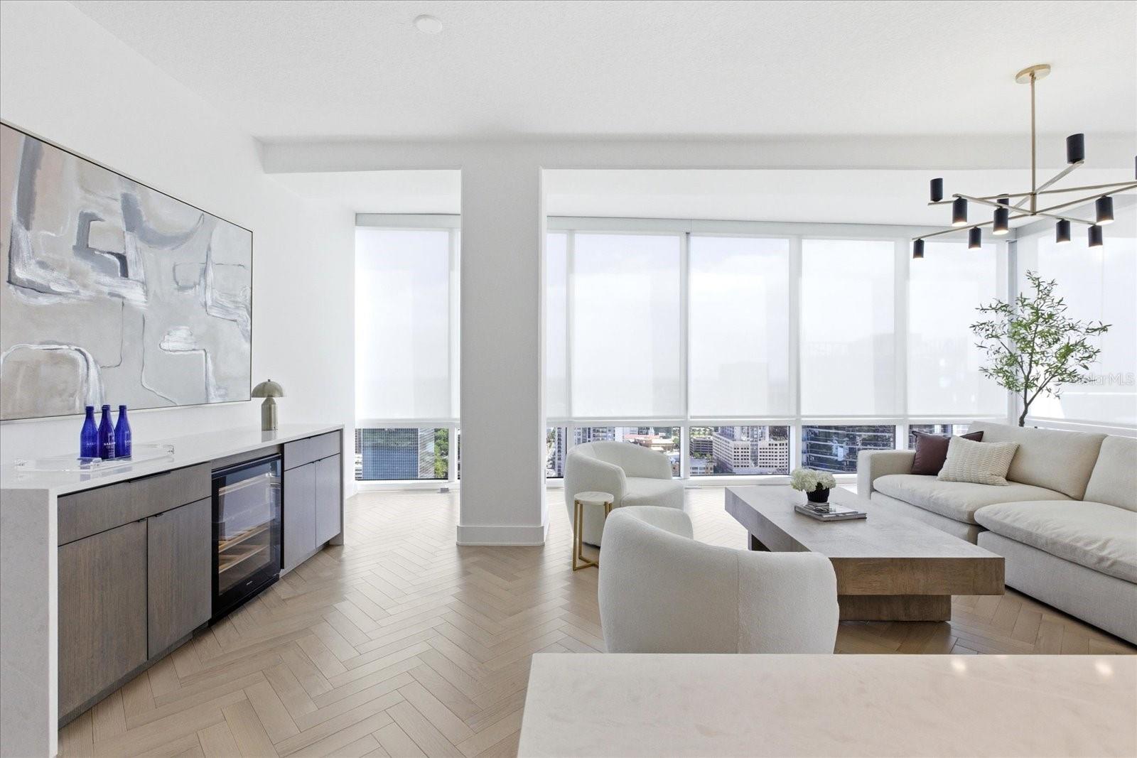 Image 17 of 47 For 150 Robinson Street 30c