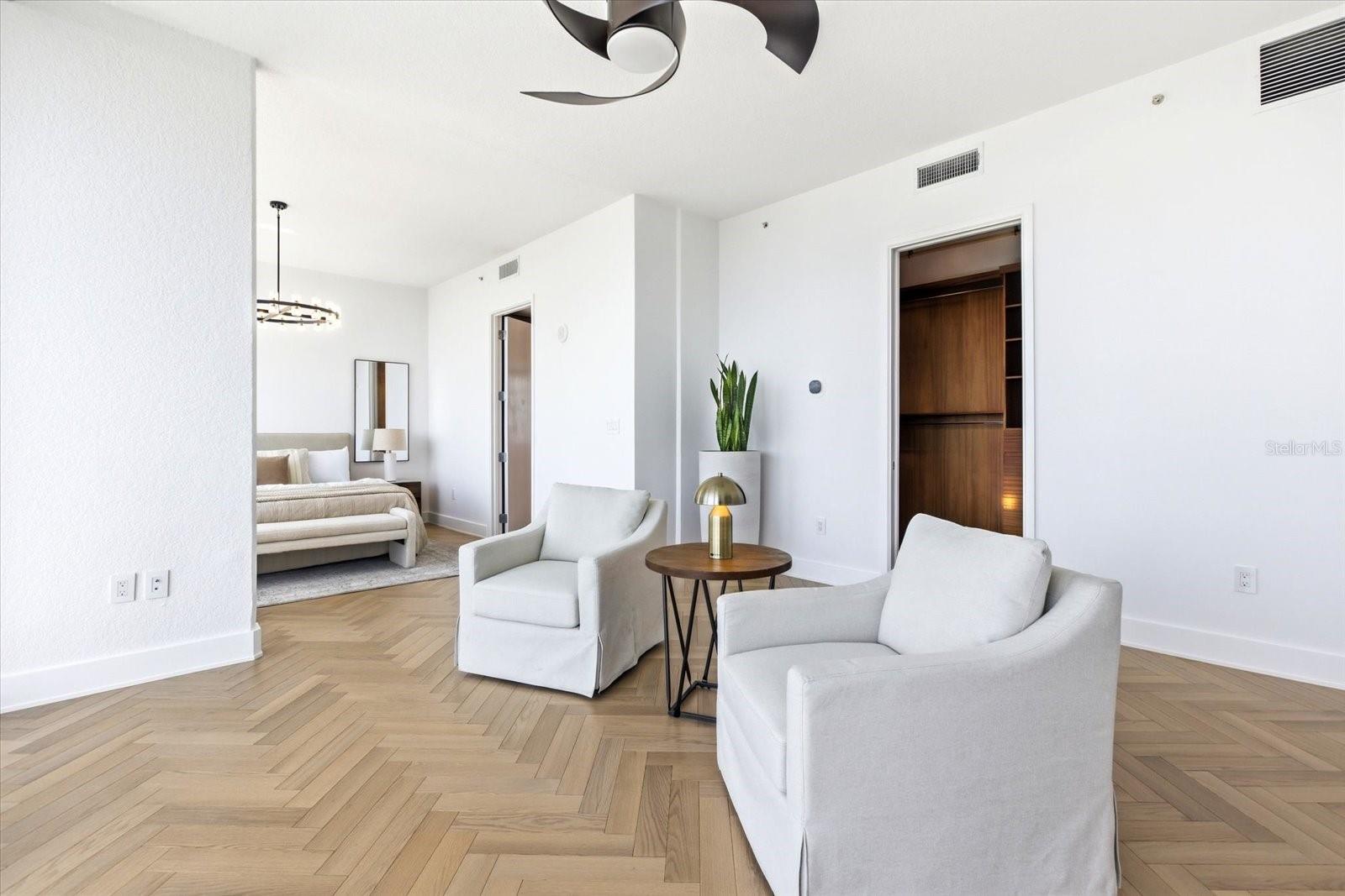 Image 27 of 47 For 150 Robinson Street 30c