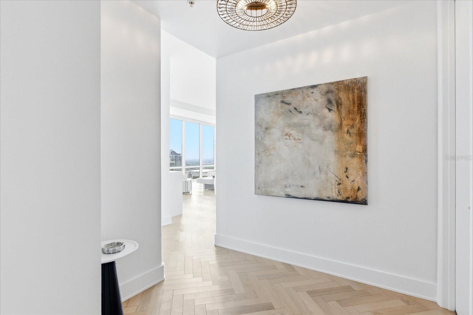 Image 3 of 47 For 150 Robinson Street 30c