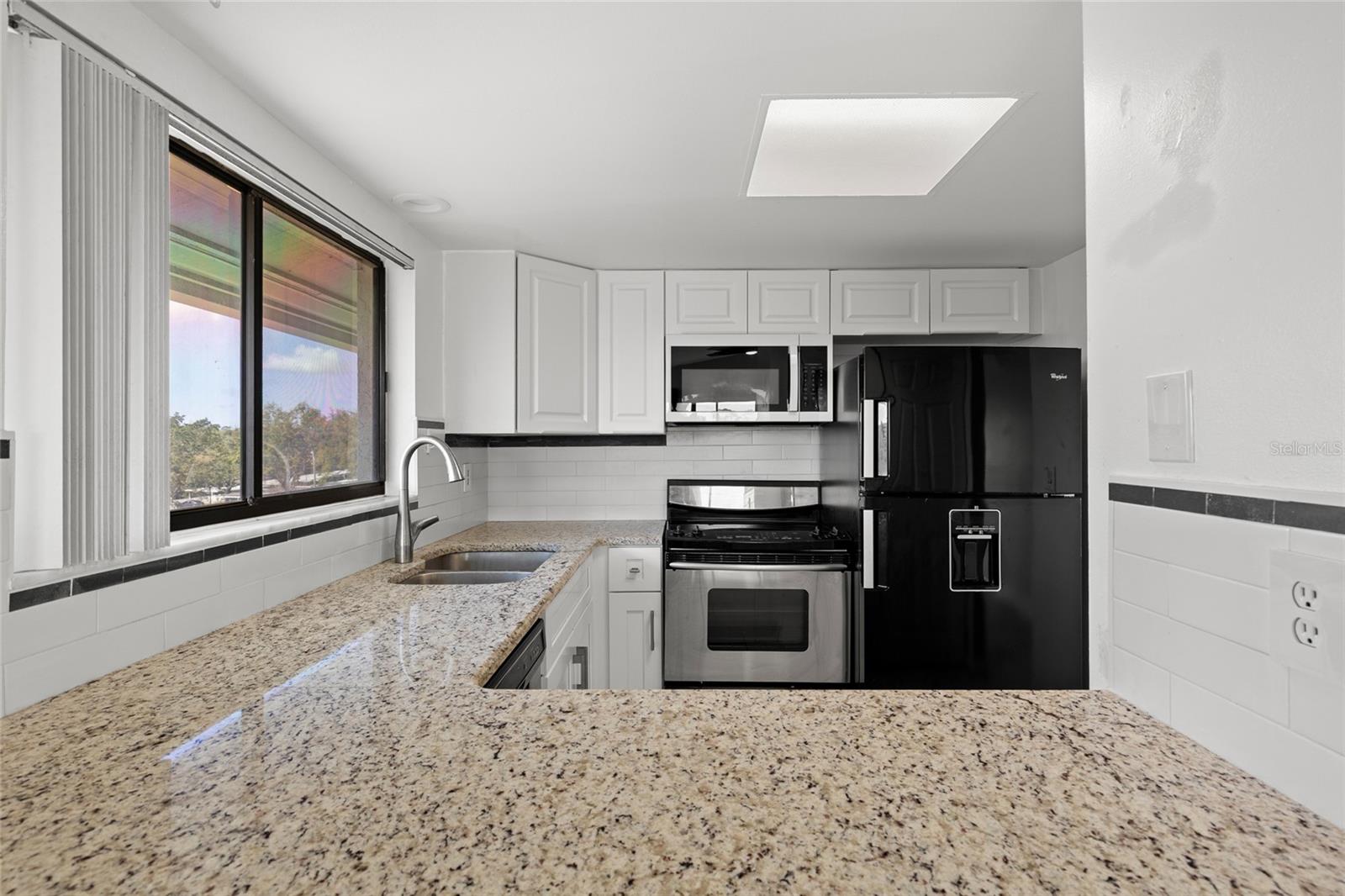 Image 12 of 42 For 1064 Lotus Parkway 941