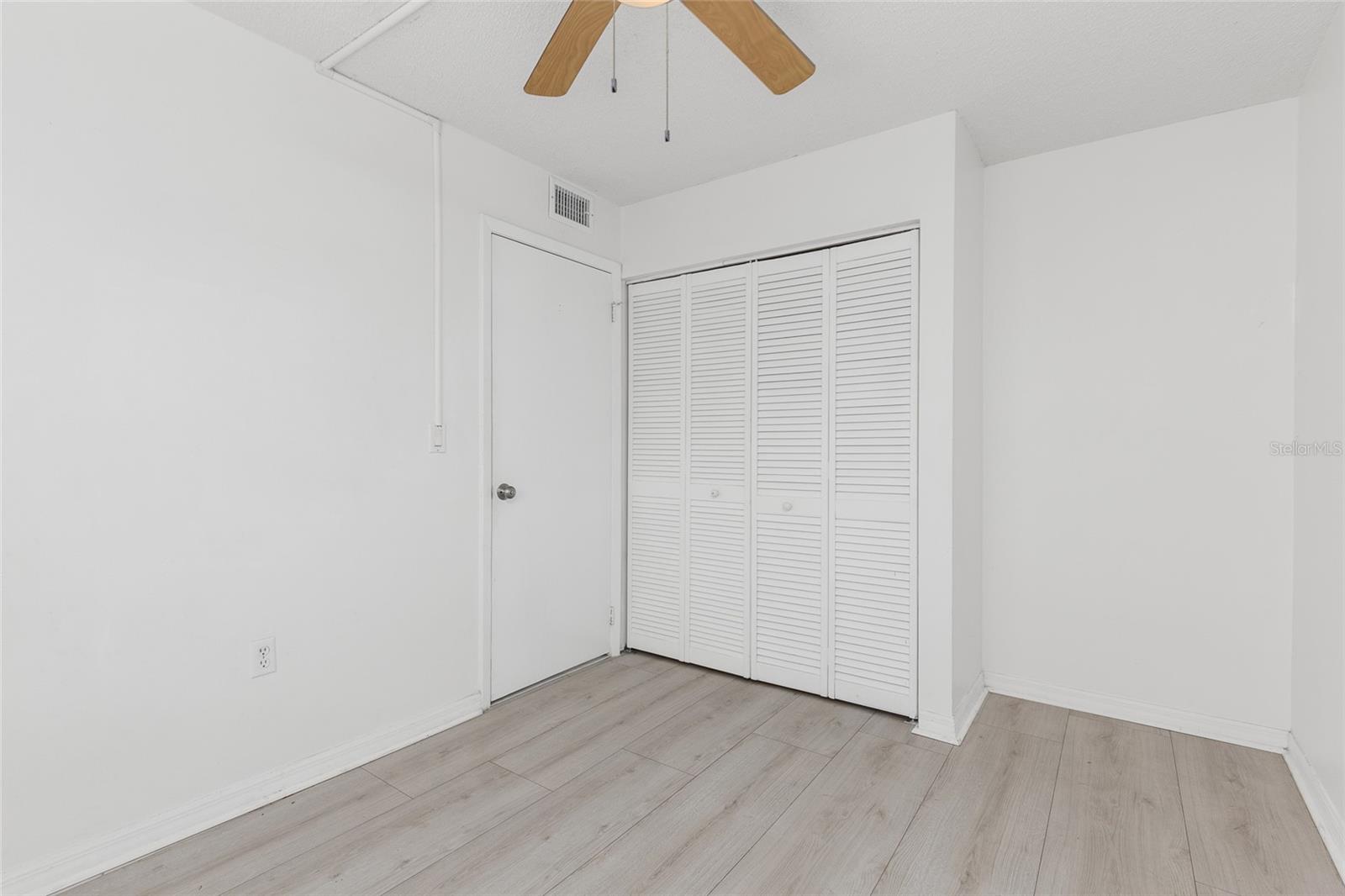 Image 14 of 42 For 1064 Lotus Parkway 941