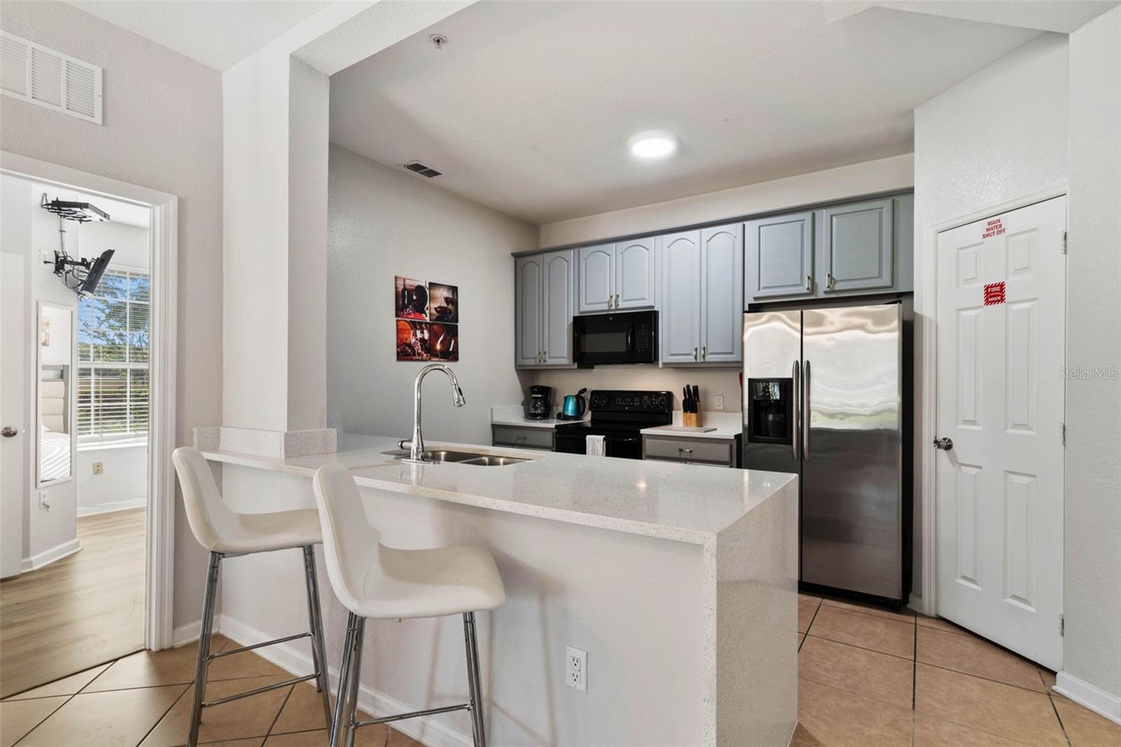 Image 8 of 44 For 4802 Cayview Avenue 10814