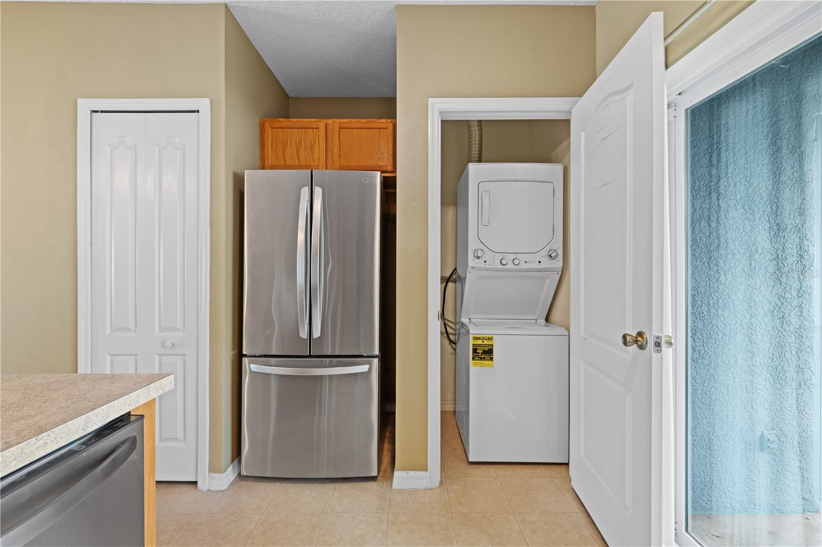 Image 11 of 62 For 122 Wilton Circle