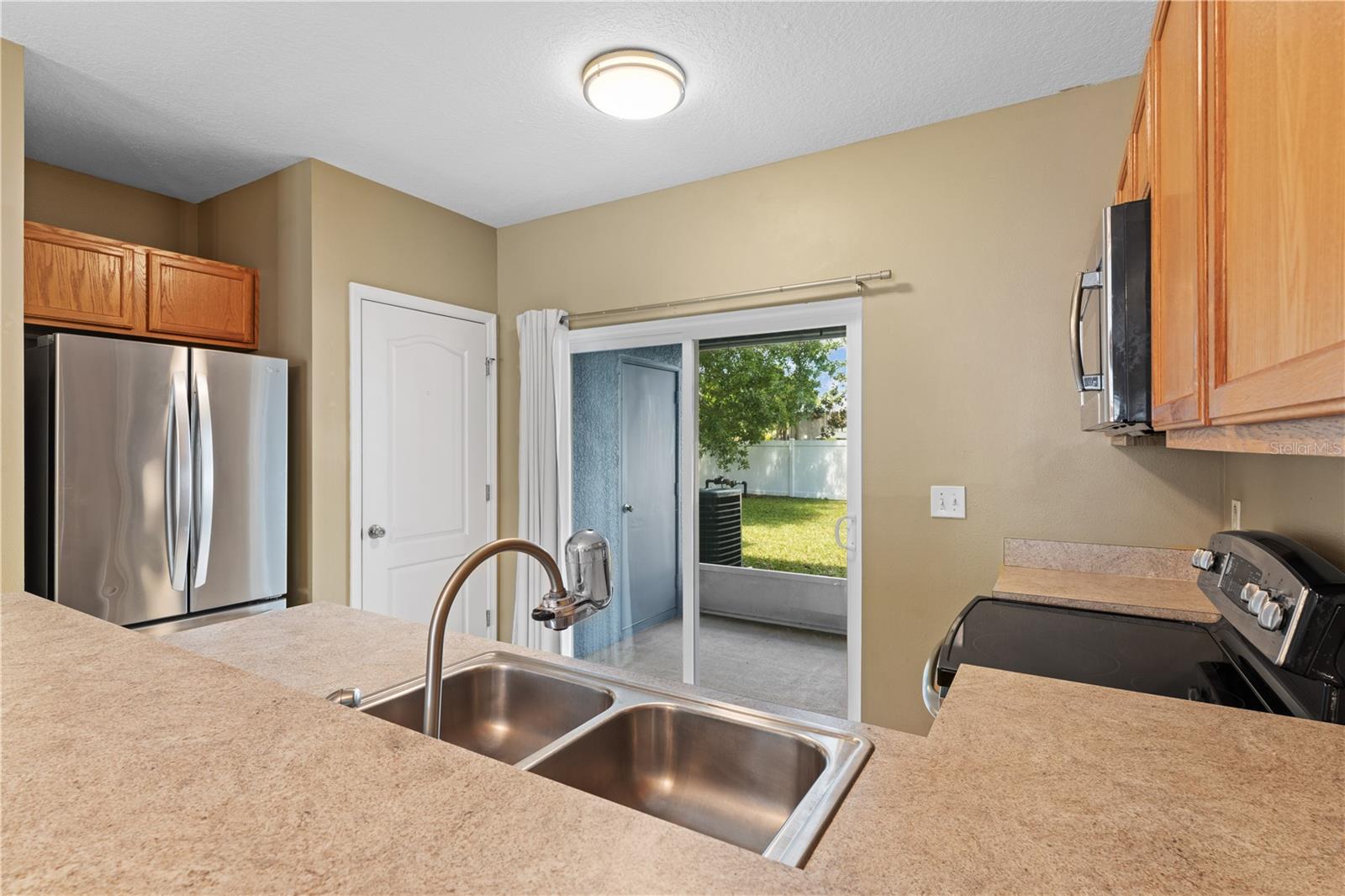 Image 15 of 62 For 122 Wilton Circle