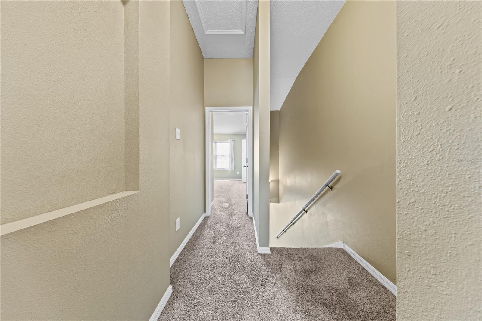 Image 29 of 62 For 122 Wilton Circle