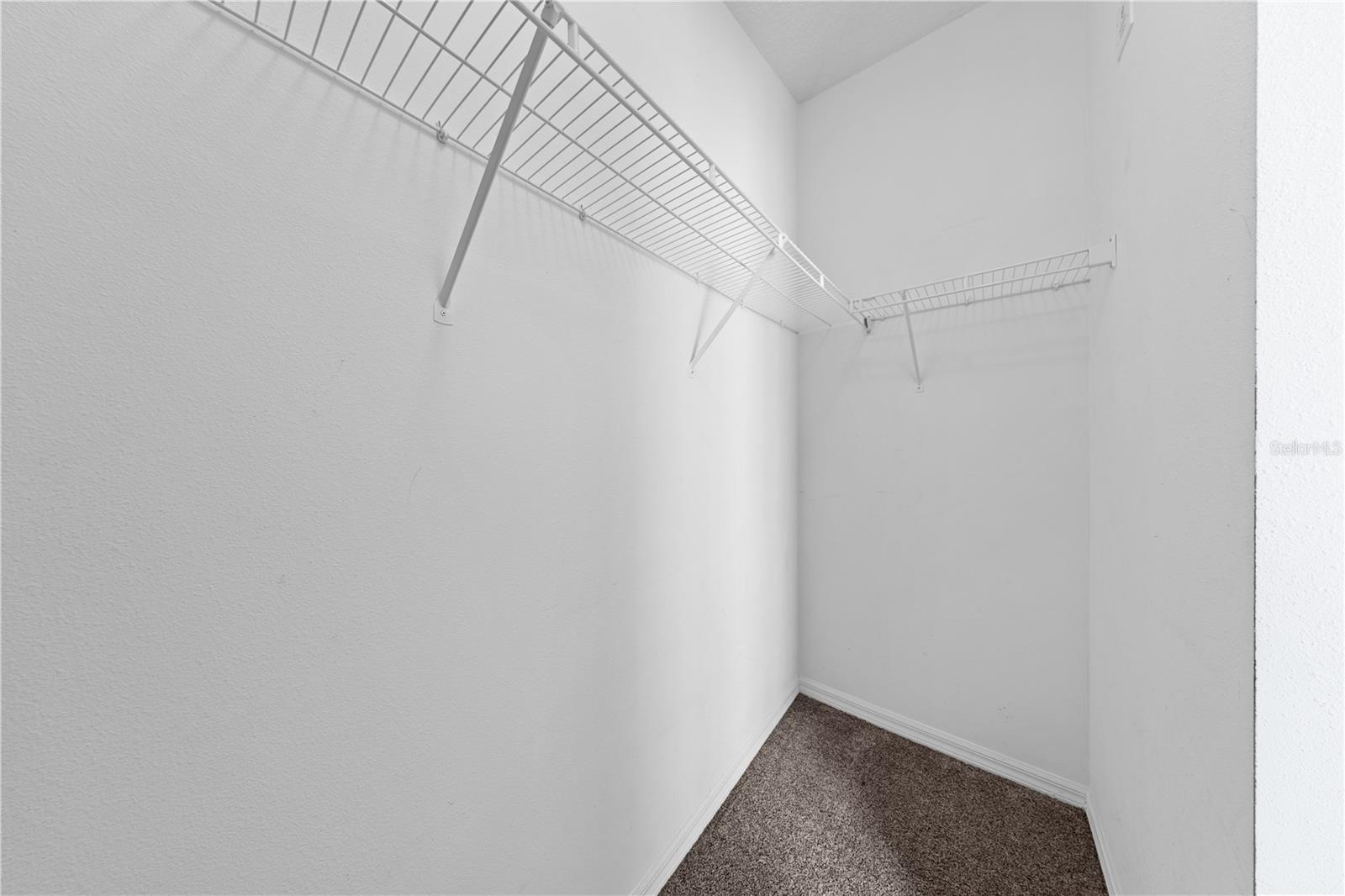 Image 42 of 62 For 122 Wilton Circle