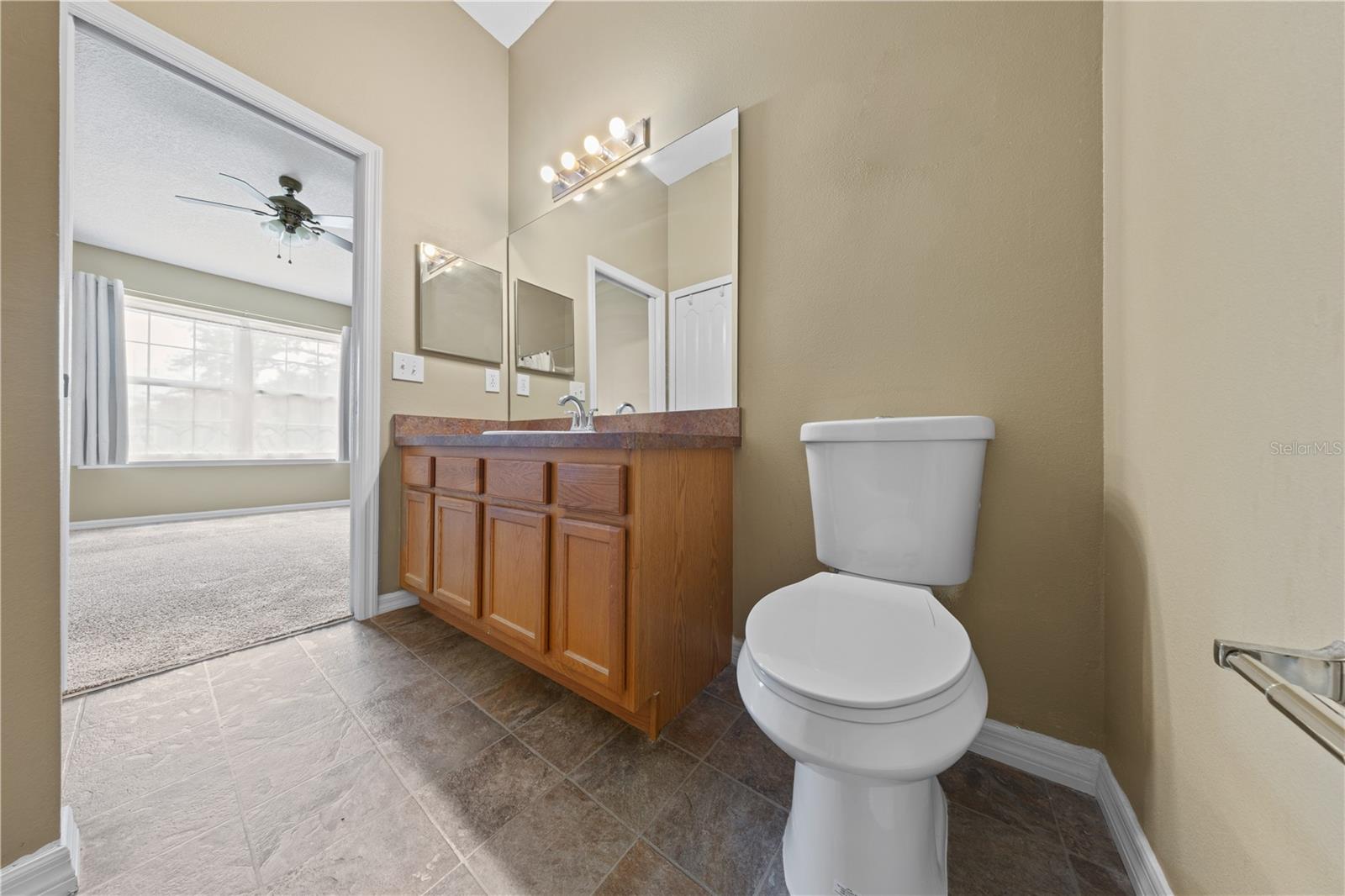 Image 47 of 62 For 122 Wilton Circle