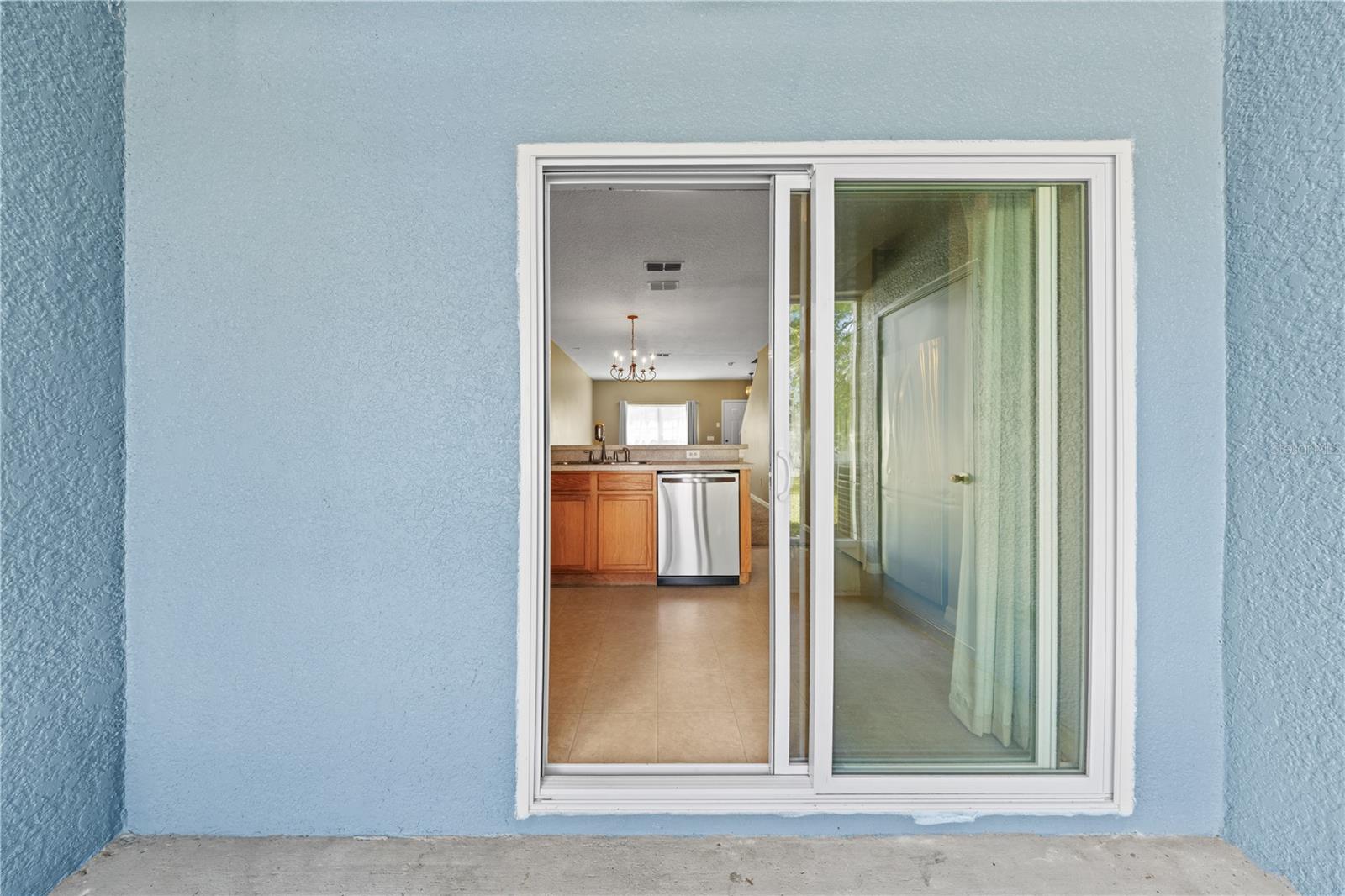 Image 50 of 62 For 122 Wilton Circle