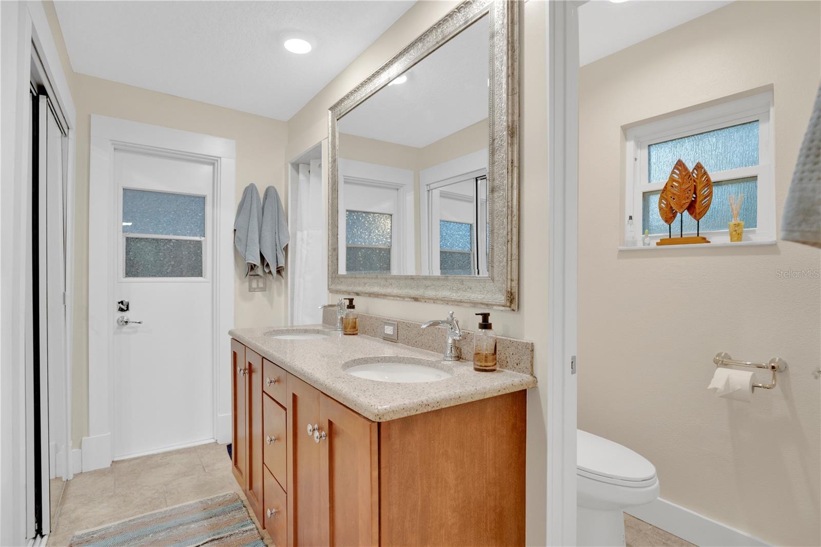 Image 15 of 32 For 3200 Tcu Boulevard