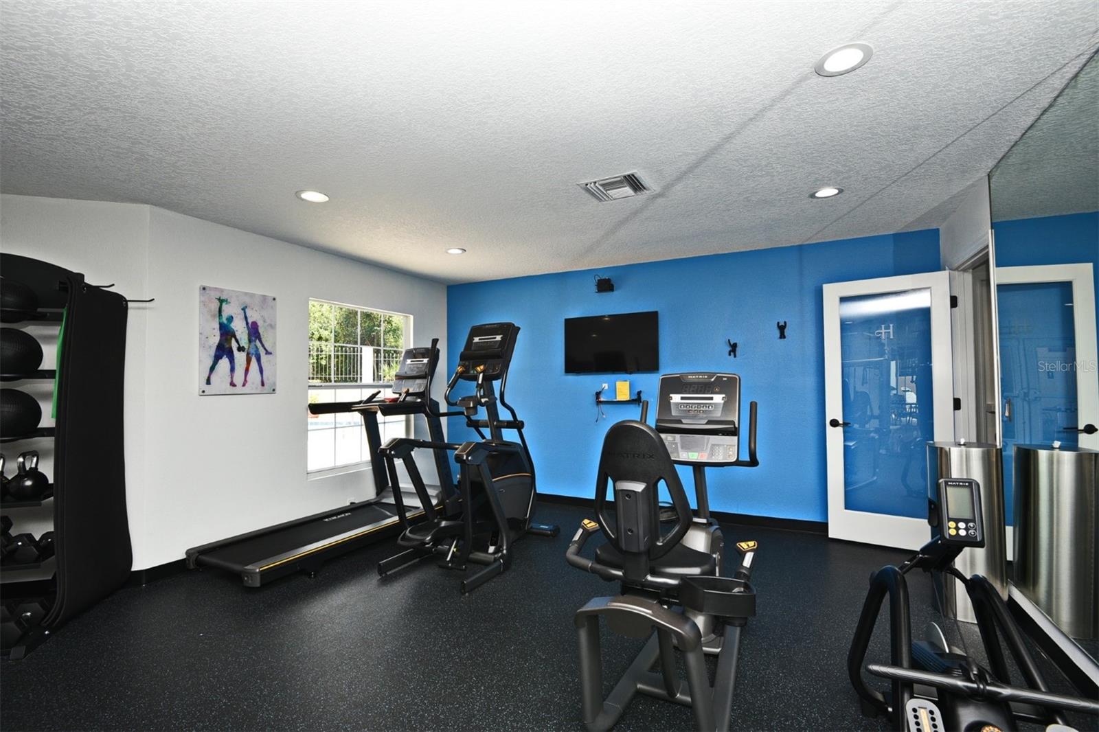 Image 23 of 24 For 443 Hamptoncrest Circle 000